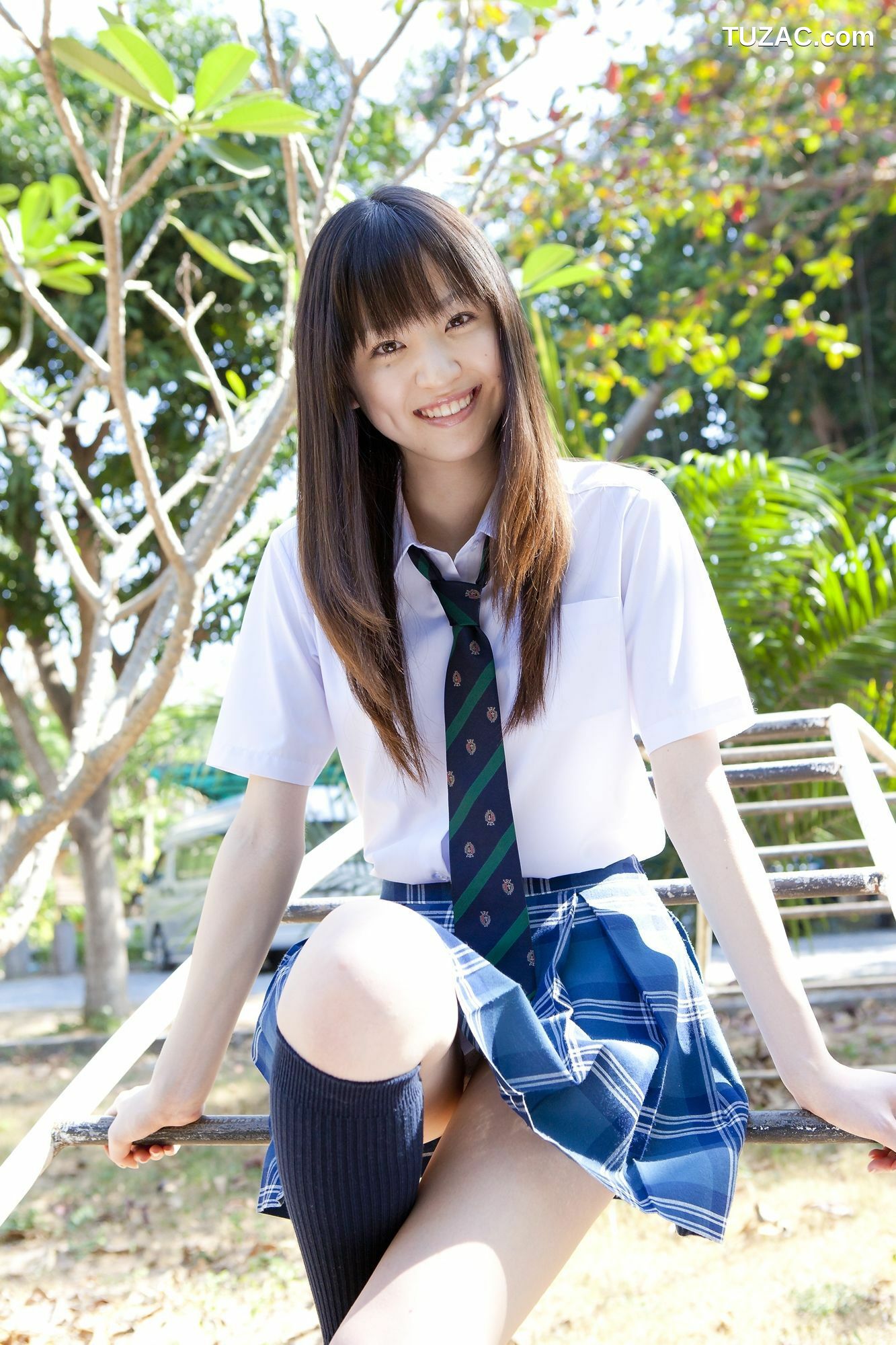 PB写真集_Angel Kiss 〜咲き誇る卒業ファンタジー2〜 vol.1 船岡咲 写真集[70P]