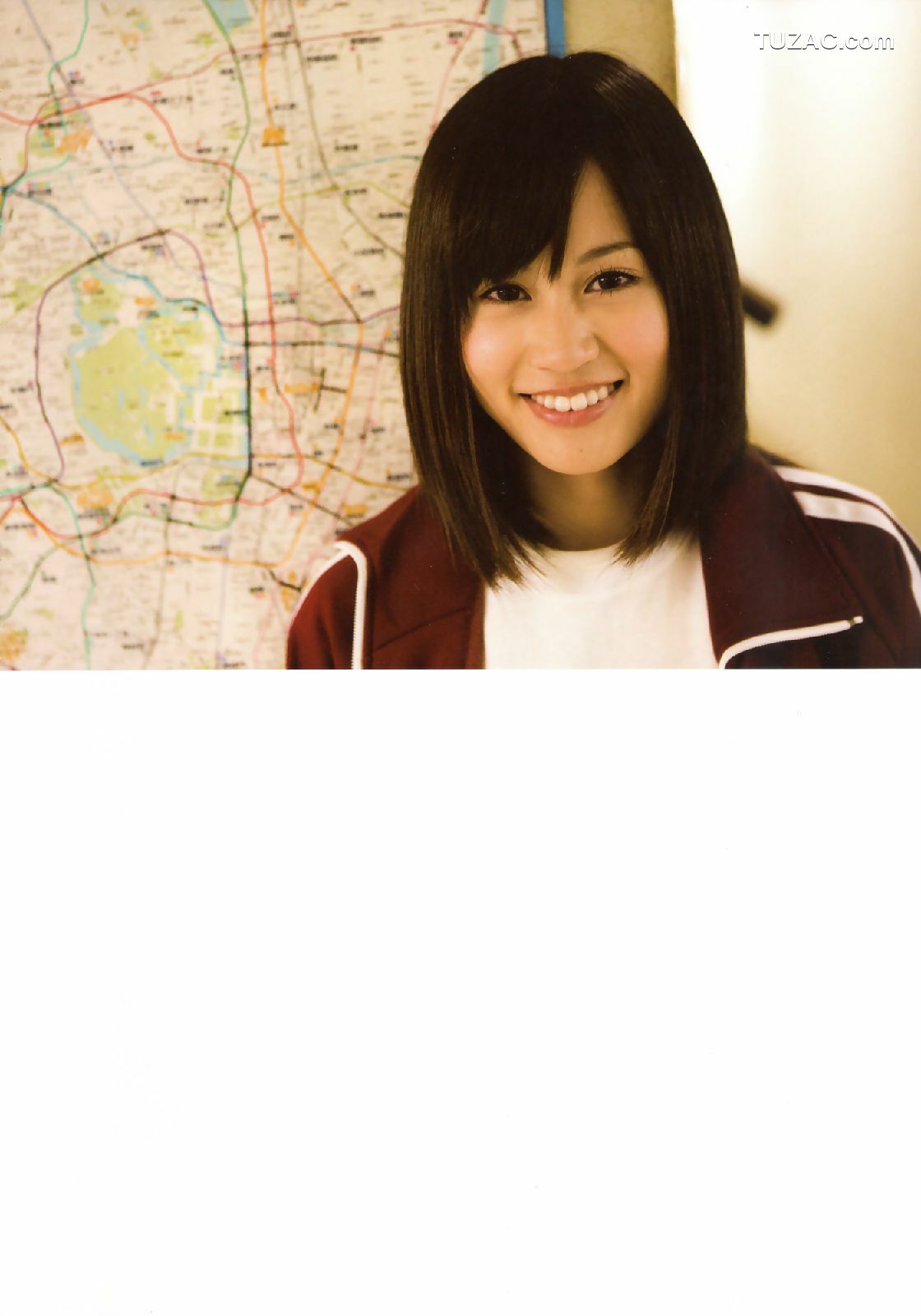 PB写真集_Atsuko Maeda 前田敦子 《In-Tokyo》[82P]