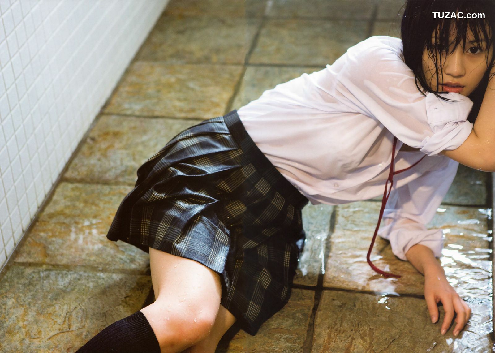 PB写真集_Atsuko Maeda 前田敦子 《In-Tokyo》[82P]