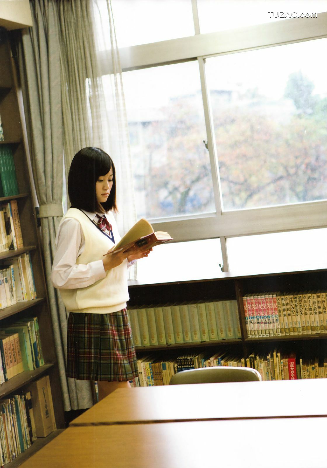 PB写真集_Atsuko Maeda 前田敦子 《In-Tokyo》[82P]