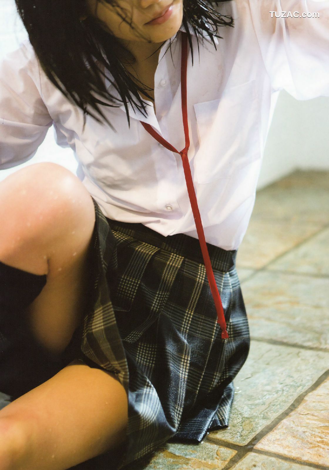 PB写真集_Atsuko Maeda 前田敦子 《In-Tokyo》[82P]