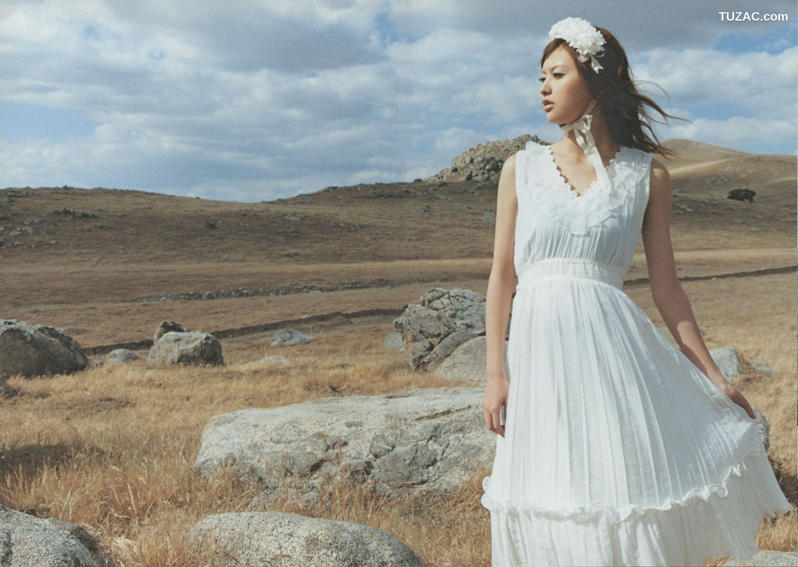 PB写真集_Emi Suzuki 铃木惠美 《Love》[56P]