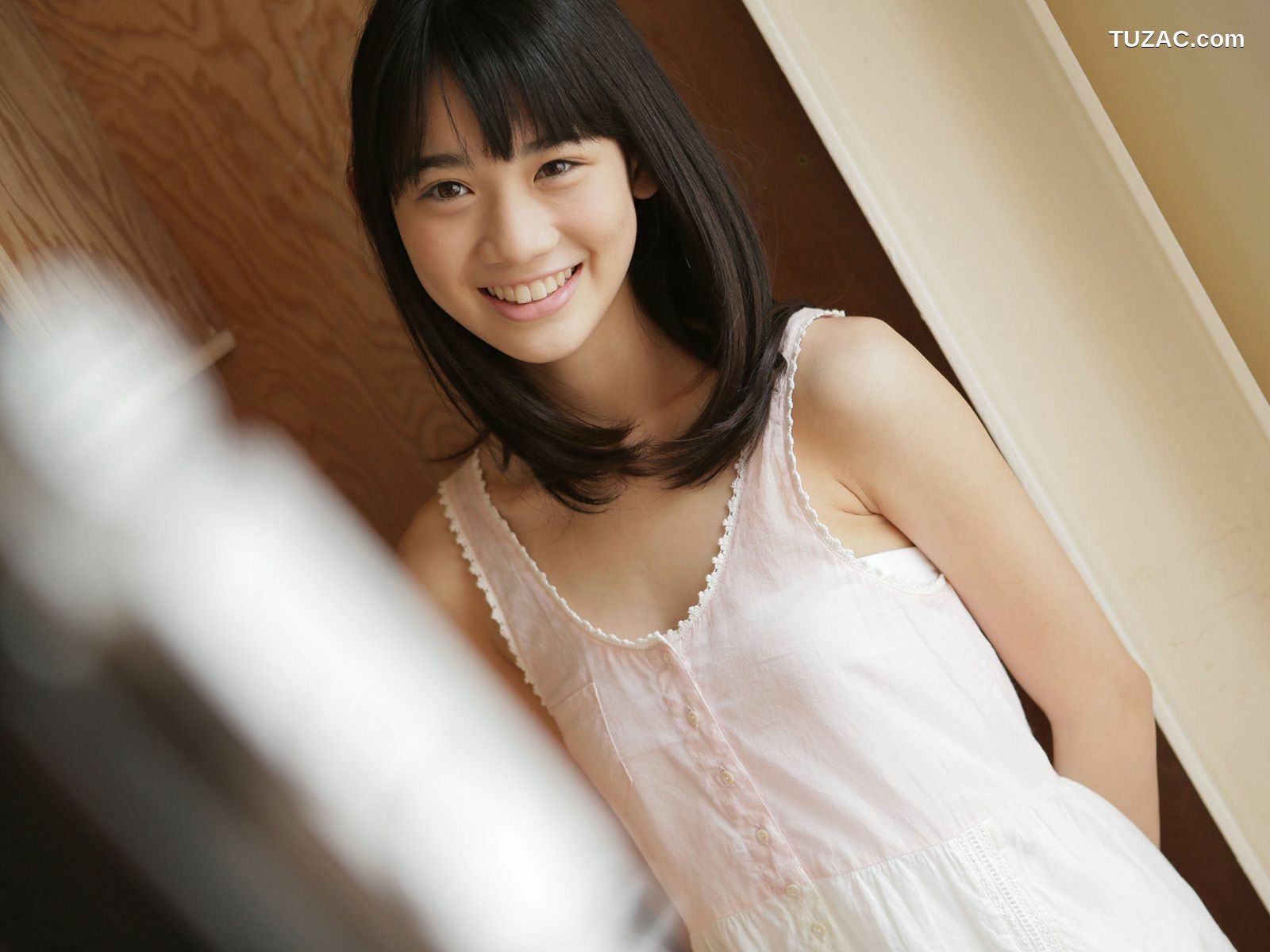 PB写真集_Honoka Akimoto 秋本帆華 《PROTO STAR》 [65P]