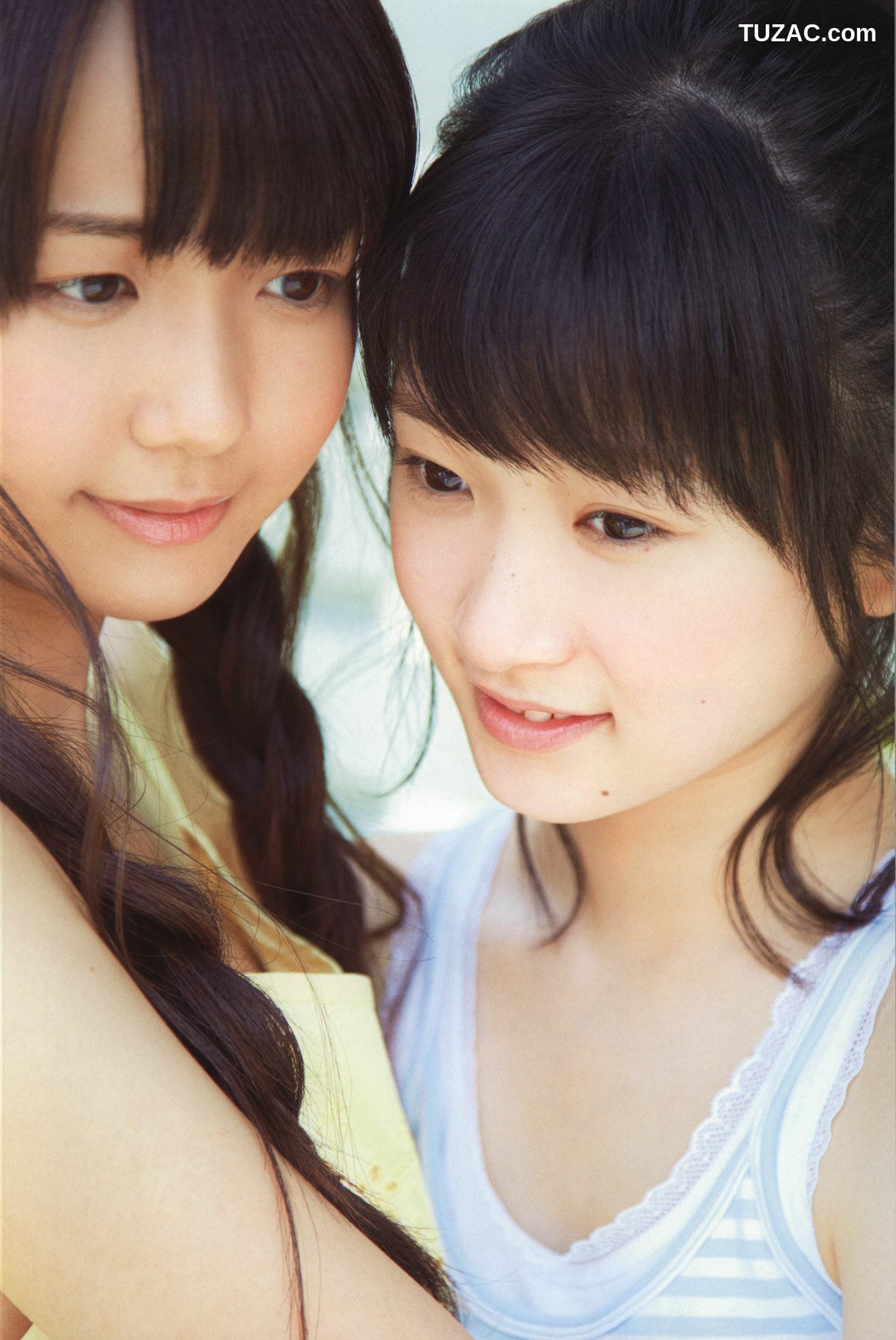 PB写真集_Juice=Juice《OFFICIAL PHOTO BOOK》 写真集[90P]