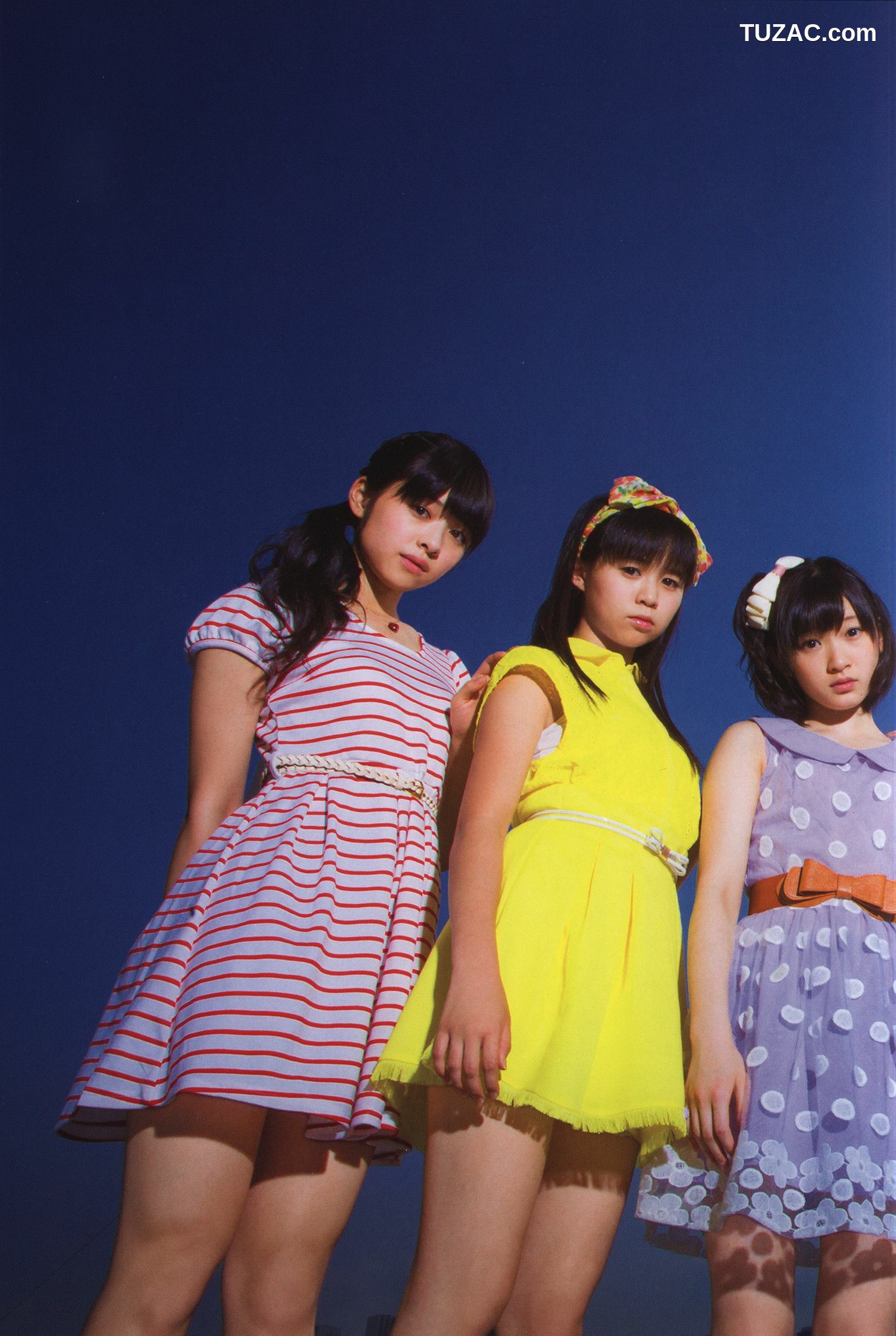 PB写真集_Juice=Juice《OFFICIAL PHOTO BOOK》 写真集[90P]