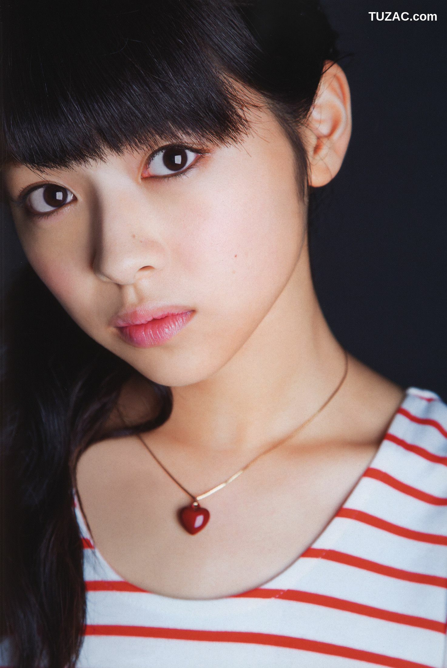 PB写真集_Juice=Juice《OFFICIAL PHOTO BOOK》 写真集[90P]