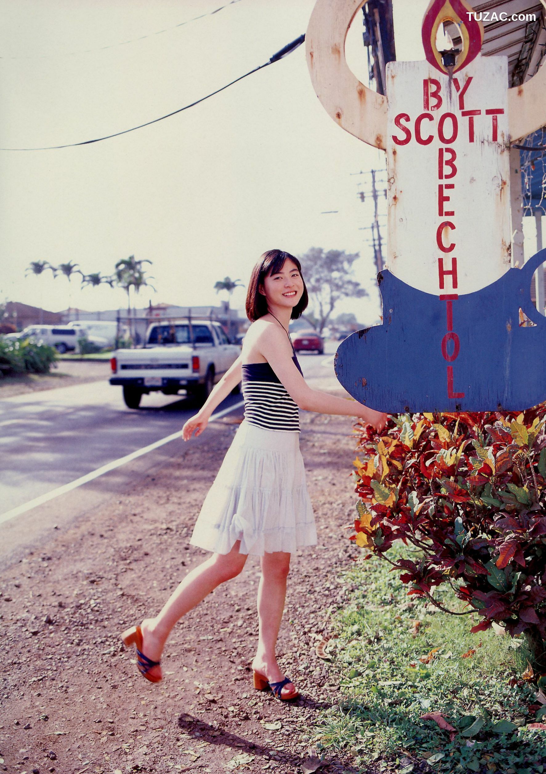 PB写真集_Juri Ueno 上野树里《JURI First》 写真集[97P]