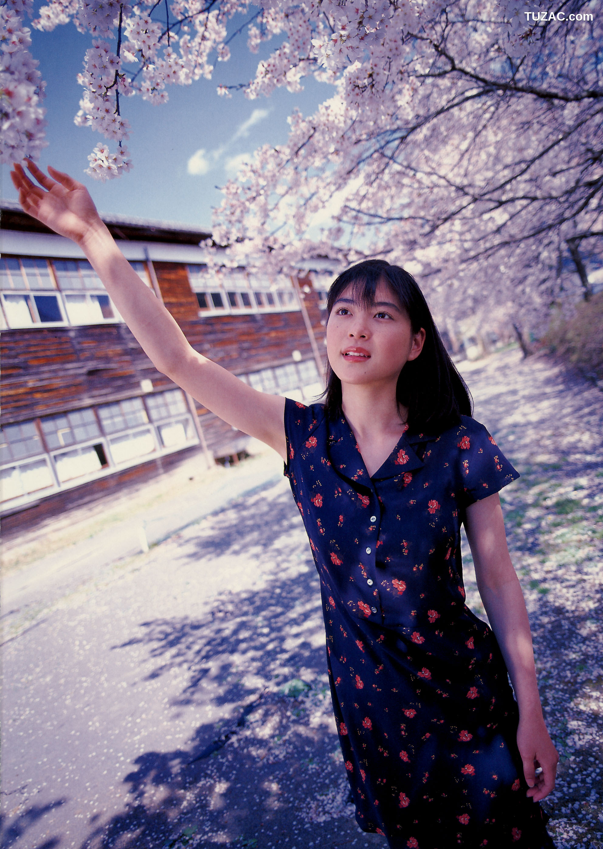 PB写真集_Juri Ueno 上野树里《JURI First》 写真集[97P]