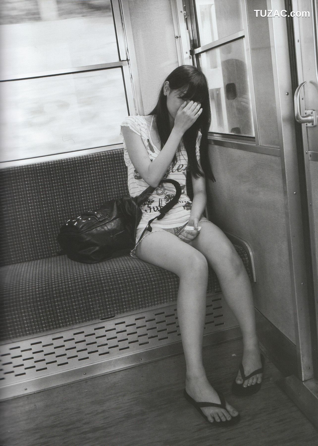 PB写真集_Nanase Nishino 西野七瀬 《普段着》 [119P]