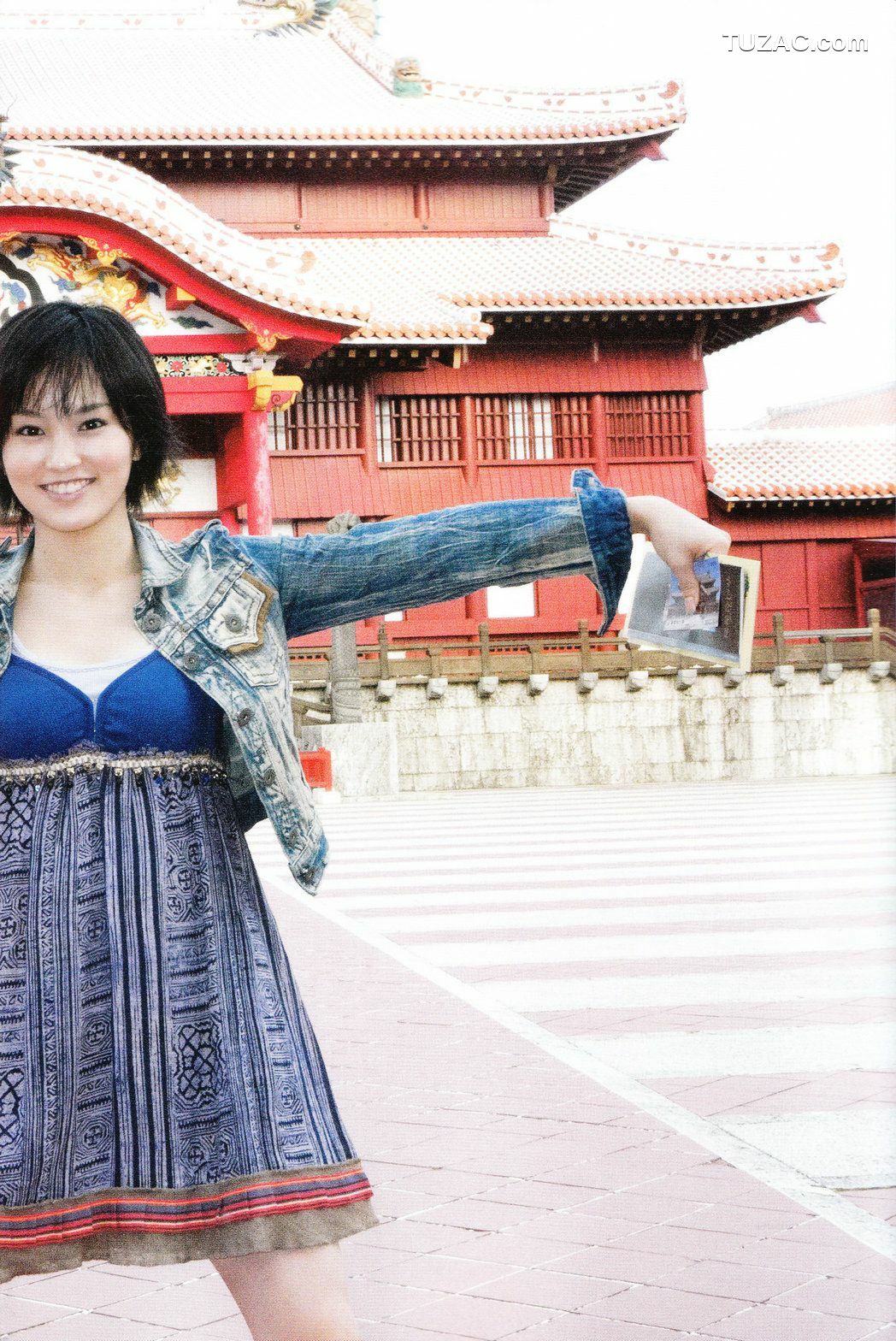 PB写真集_Sayaka Yamamoto 山本彩《みる神》 写真集[144P]