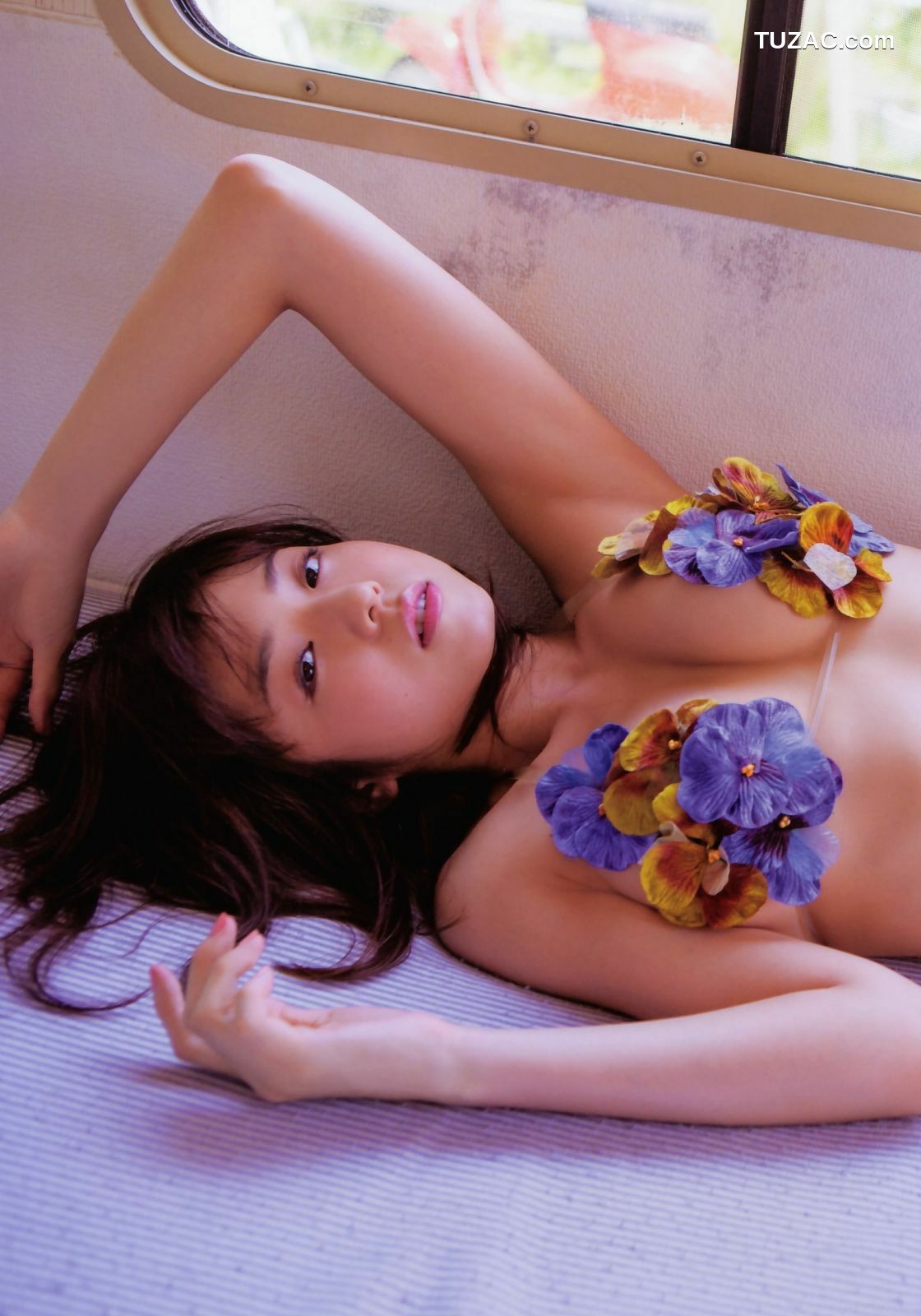 PB写真集_Shizuka Nakamura 中村静香《KISS》 写真集[78P]