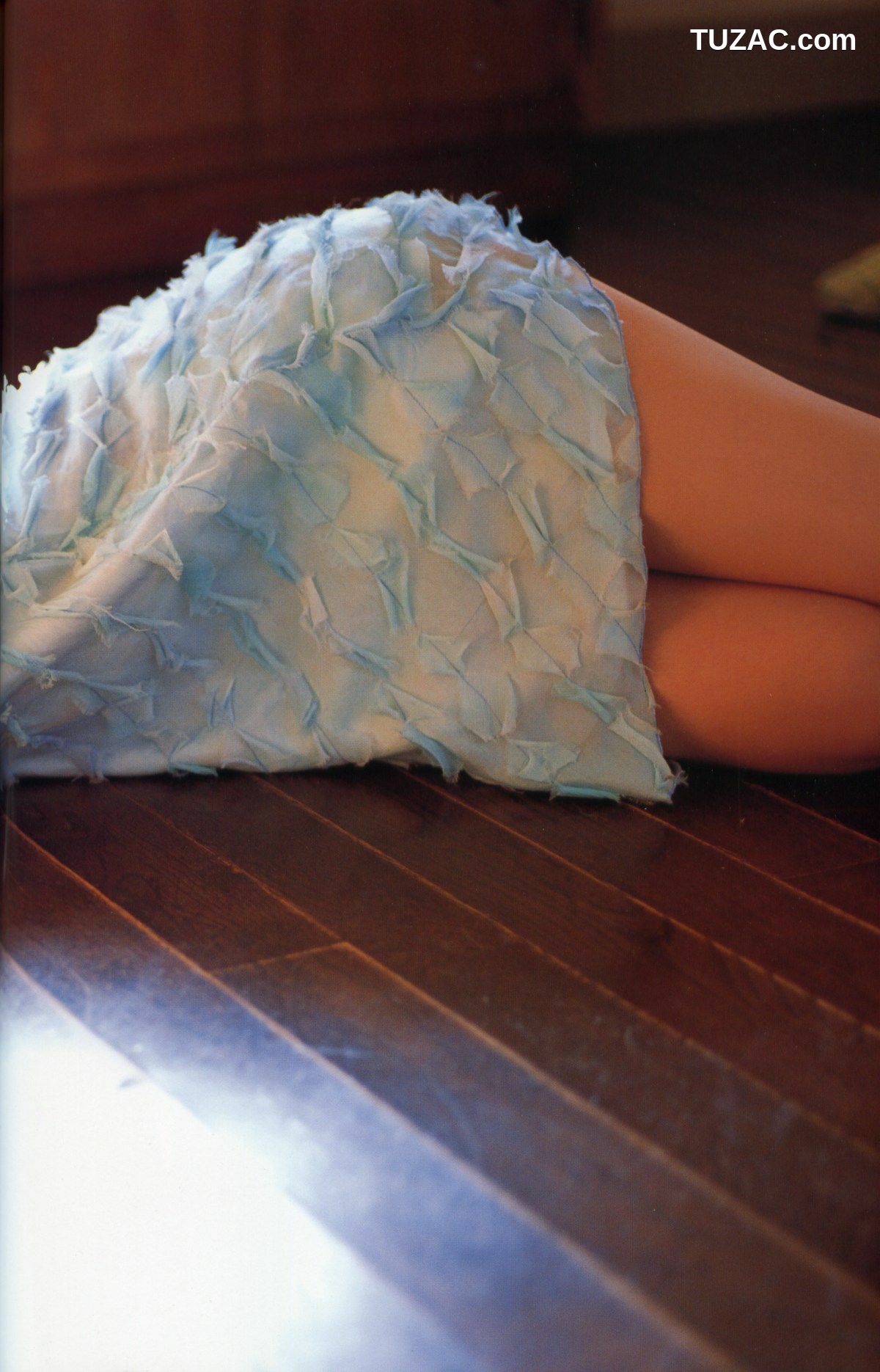 PB写真集_Takahashi Ai 高橋愛 《ai》 写真集[142P]