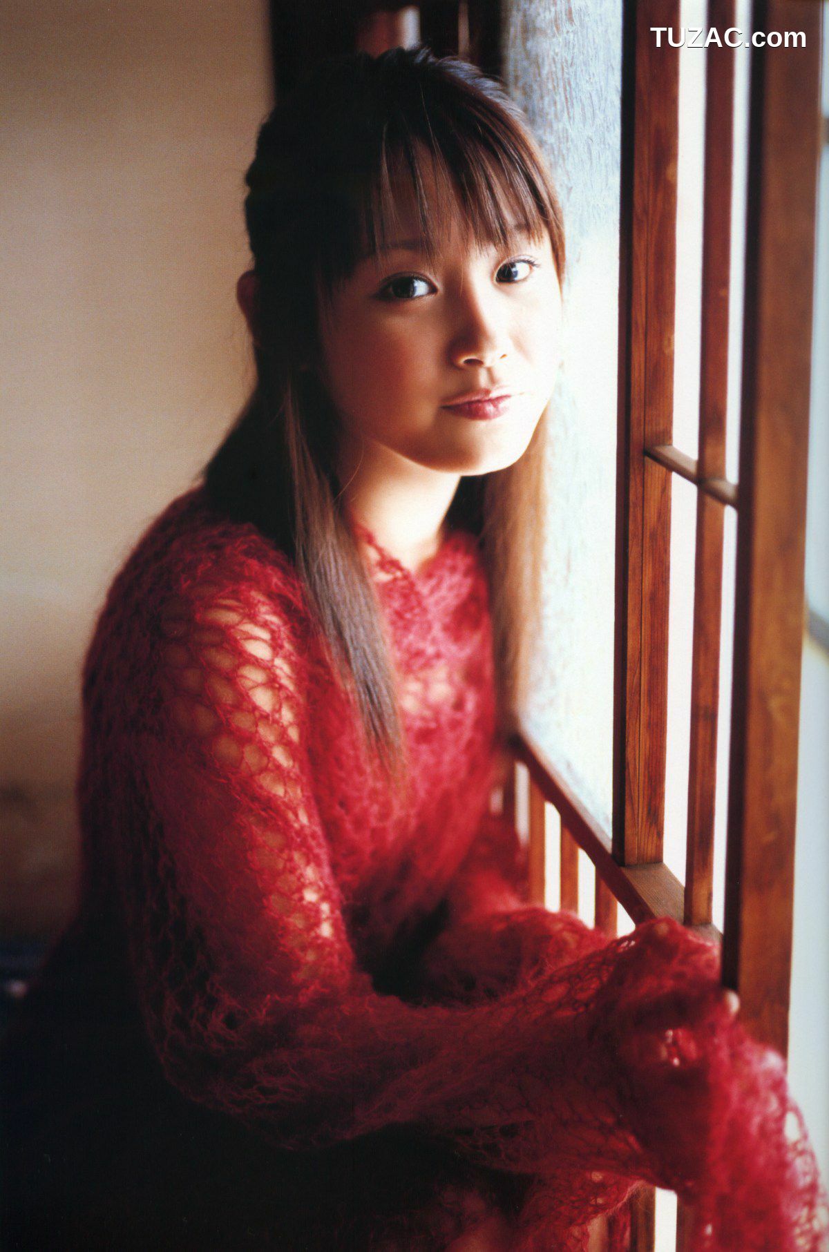 PB写真集_Takahashi Ai 高橋愛 《ai》 写真集[142P]