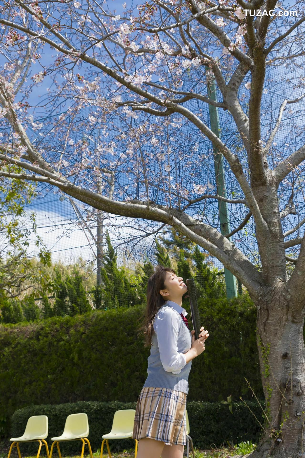 PB写真集_いくみん～IQ&rarr;S391HJ062007～」久松郁実 《for Kindle アイドルニッポン》 写真集