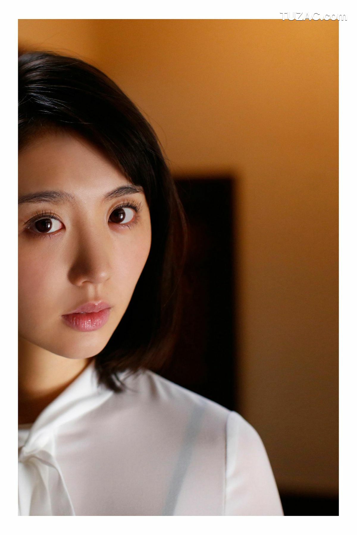 PB写真集_おのののか/小野乃乃香《艶めくＥカップボディ》 [80P]