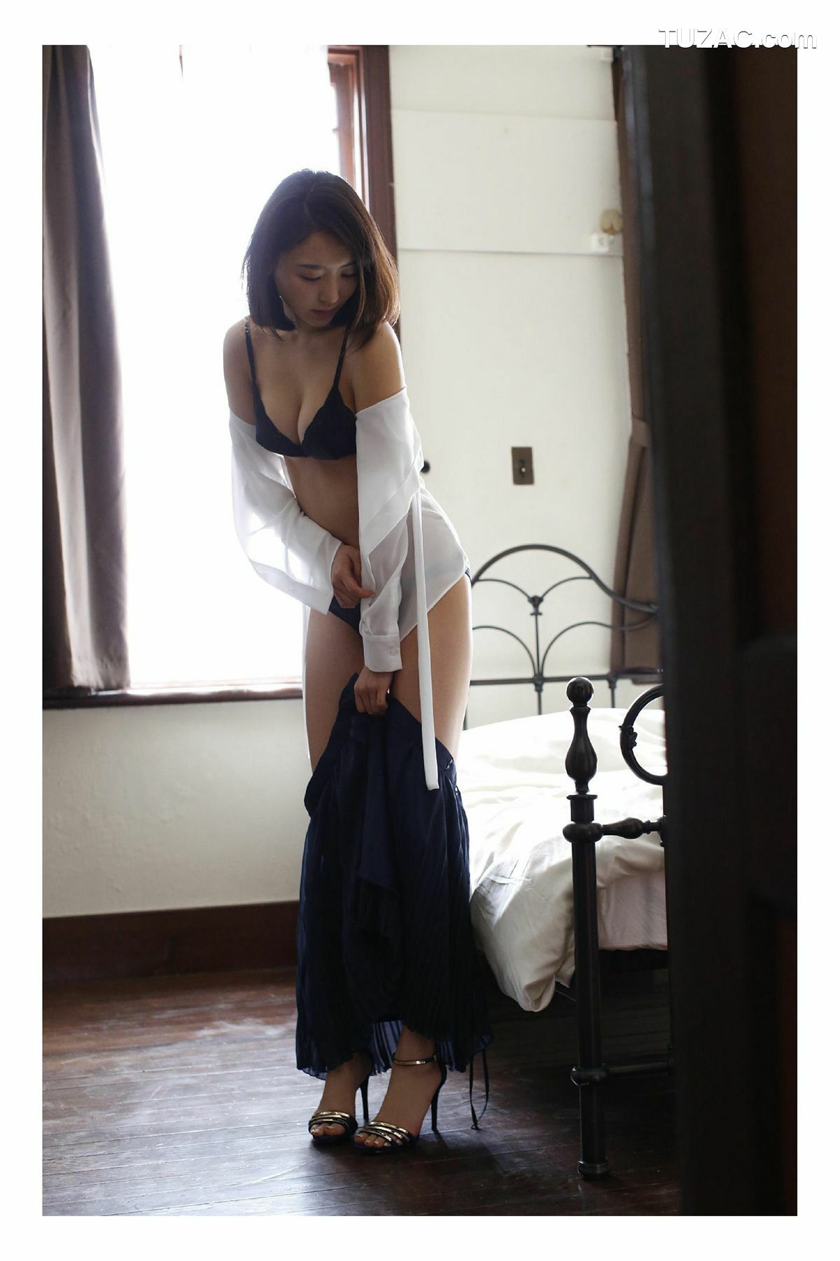 PB写真集_おのののか/小野乃乃香《艶めくＥカップボディ》 [80P]