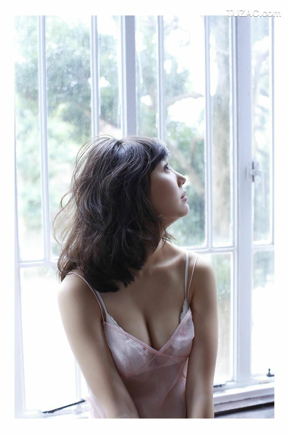 PB写真集_おのののか/小野乃乃香《艶めくＥカップボディ》 [80P]