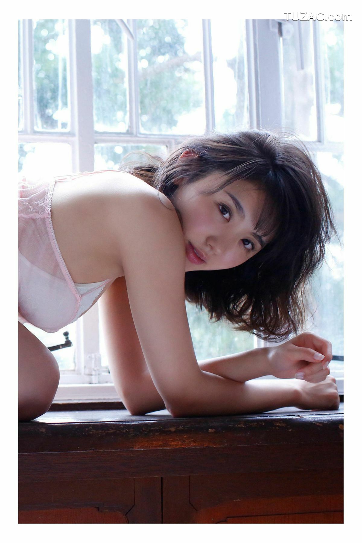 PB写真集_おのののか/小野乃乃香《艶めくＥカップボディ》 [80P]