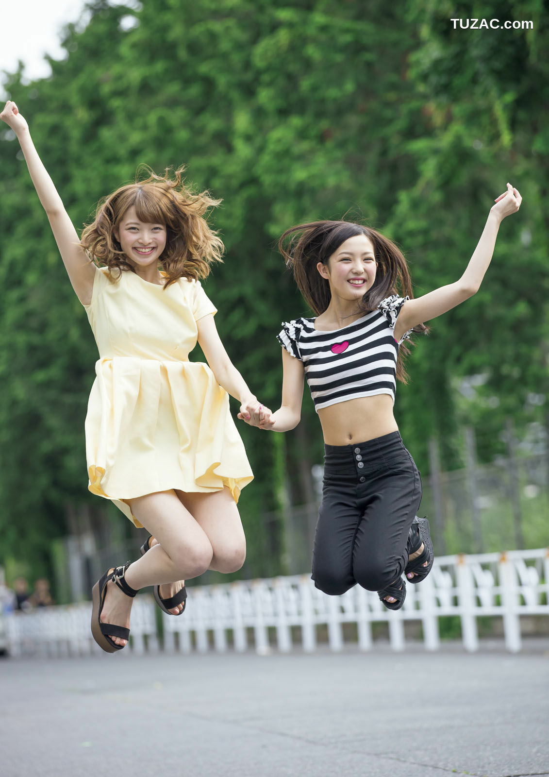 PB写真集_ふわふわ《ふわふわです》 写真集[99P]