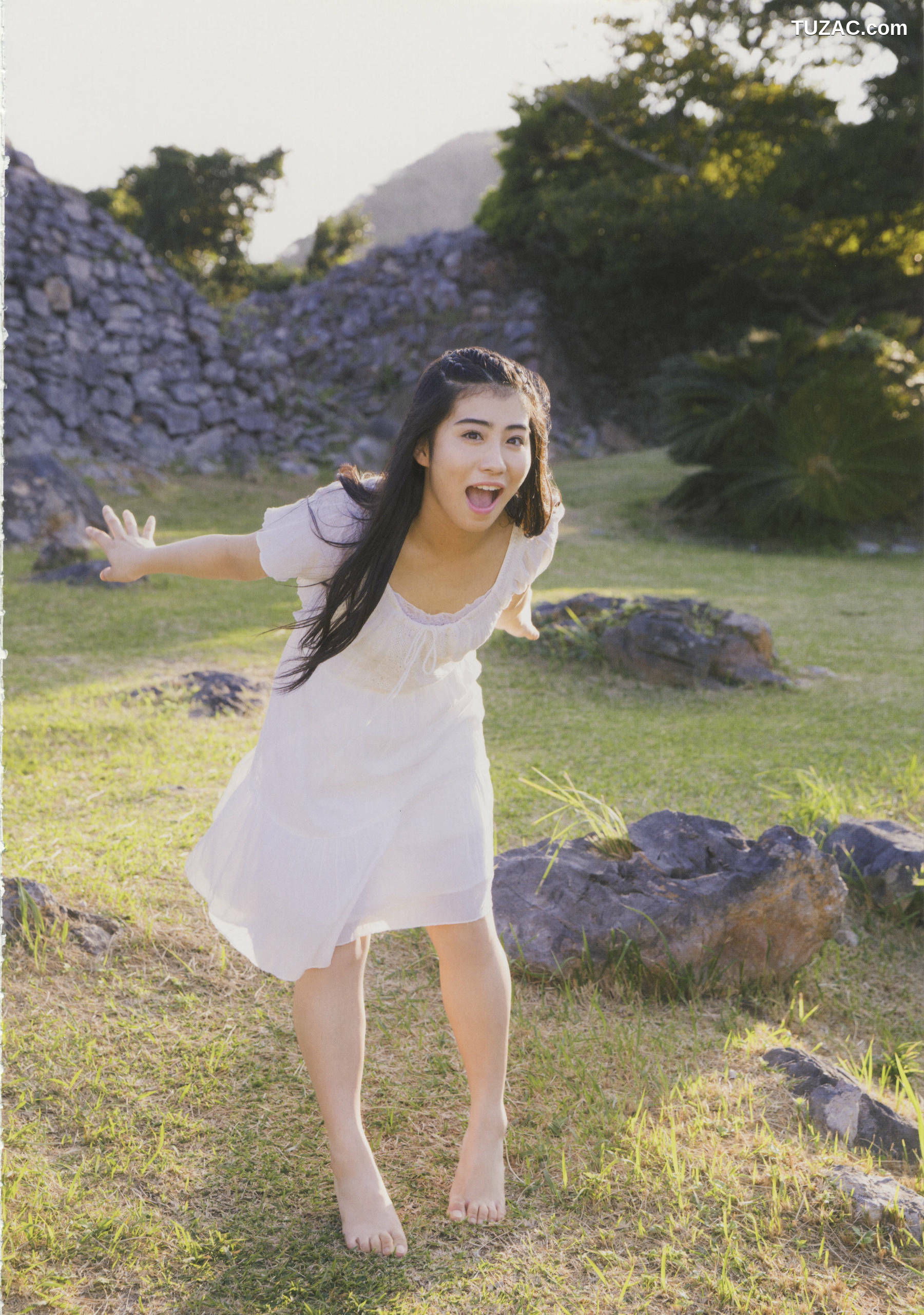 PB写真集_チームしゃちほこ 《SYACHI TRIP》 写真集[108P]