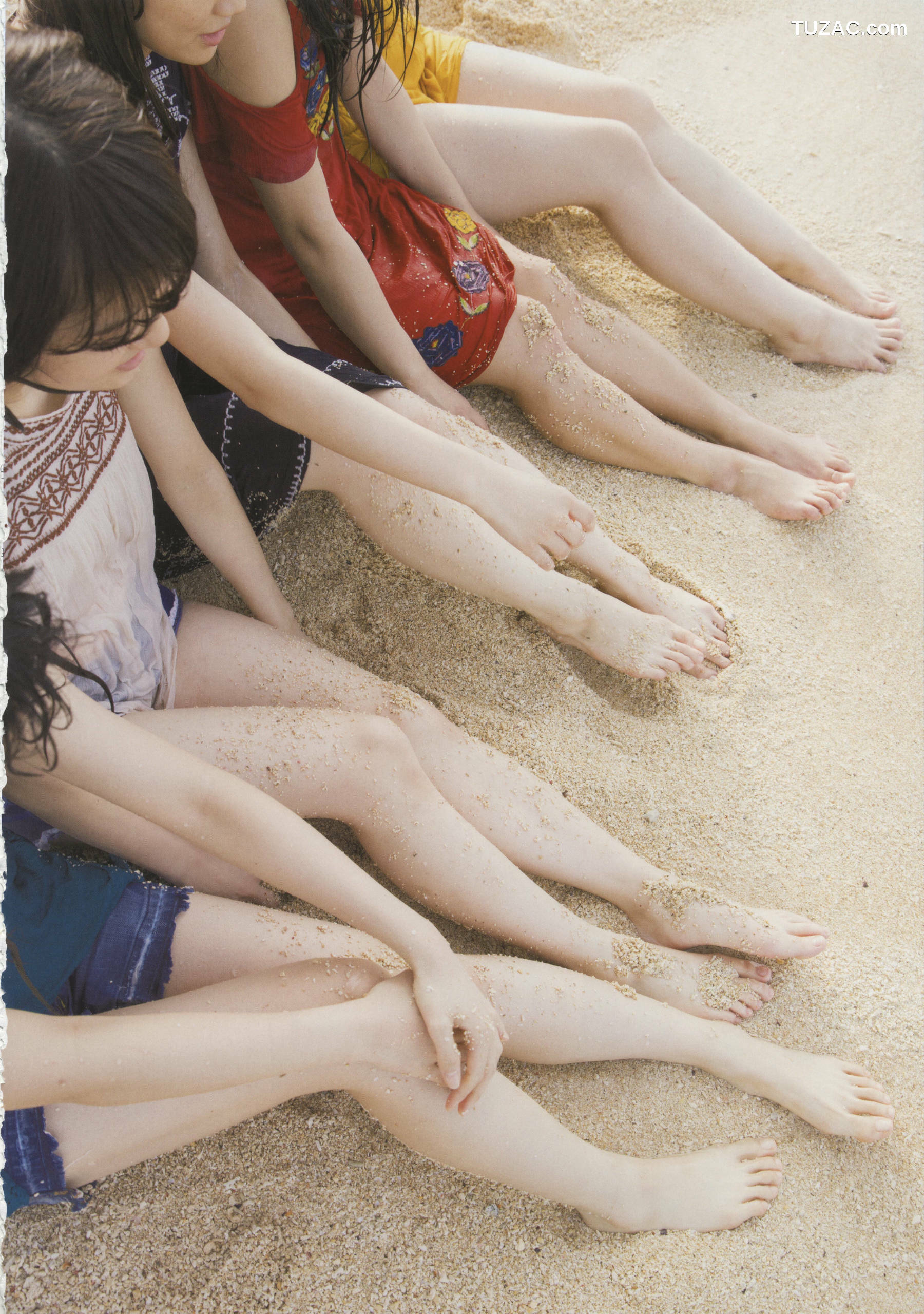 PB写真集_チームしゃちほこ 《SYACHI TRIP》 写真集[108P]