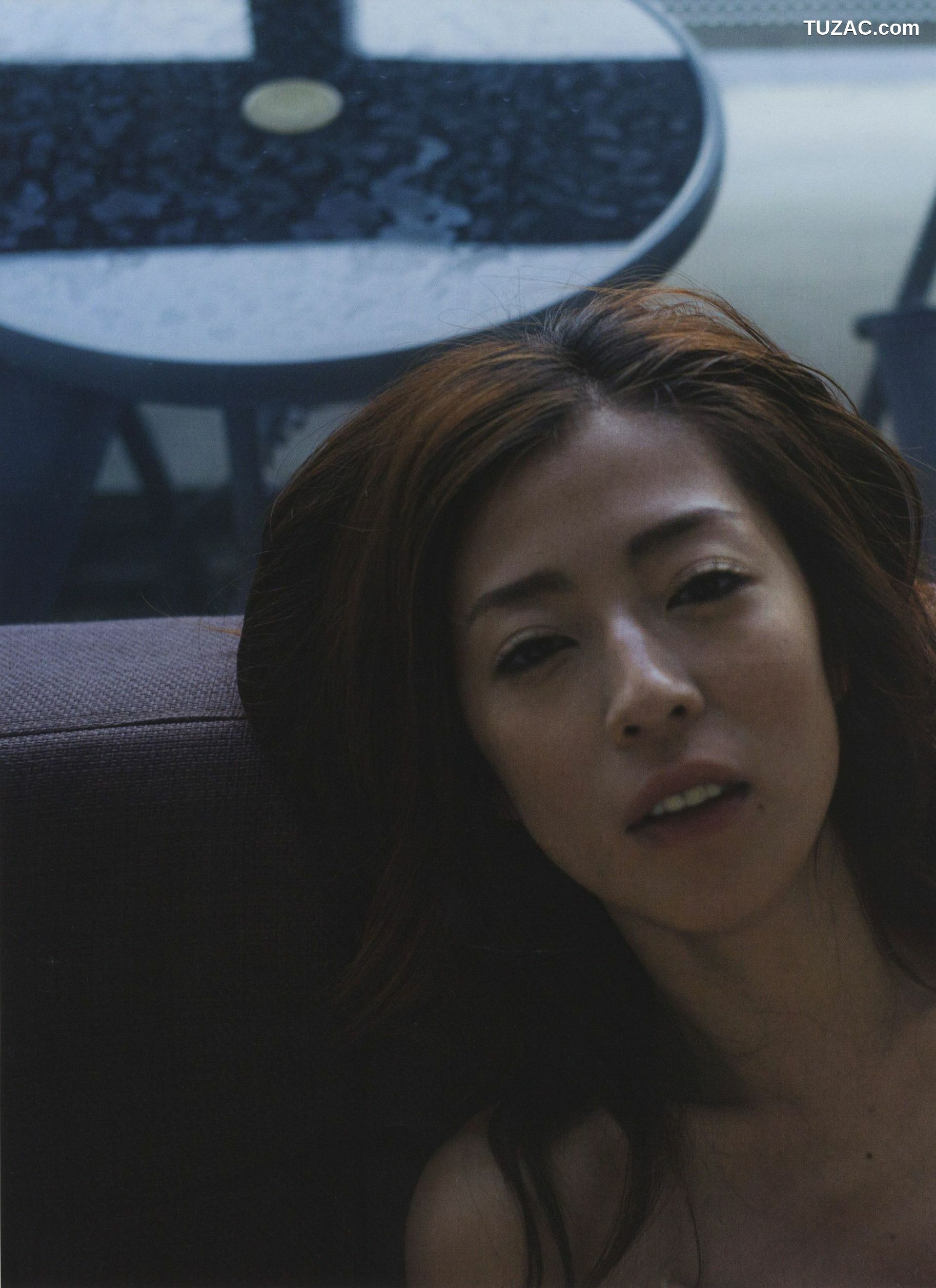 PB写真集_中村愛美 《Lyin&amp;#039; Eyes》 写真集[98P]