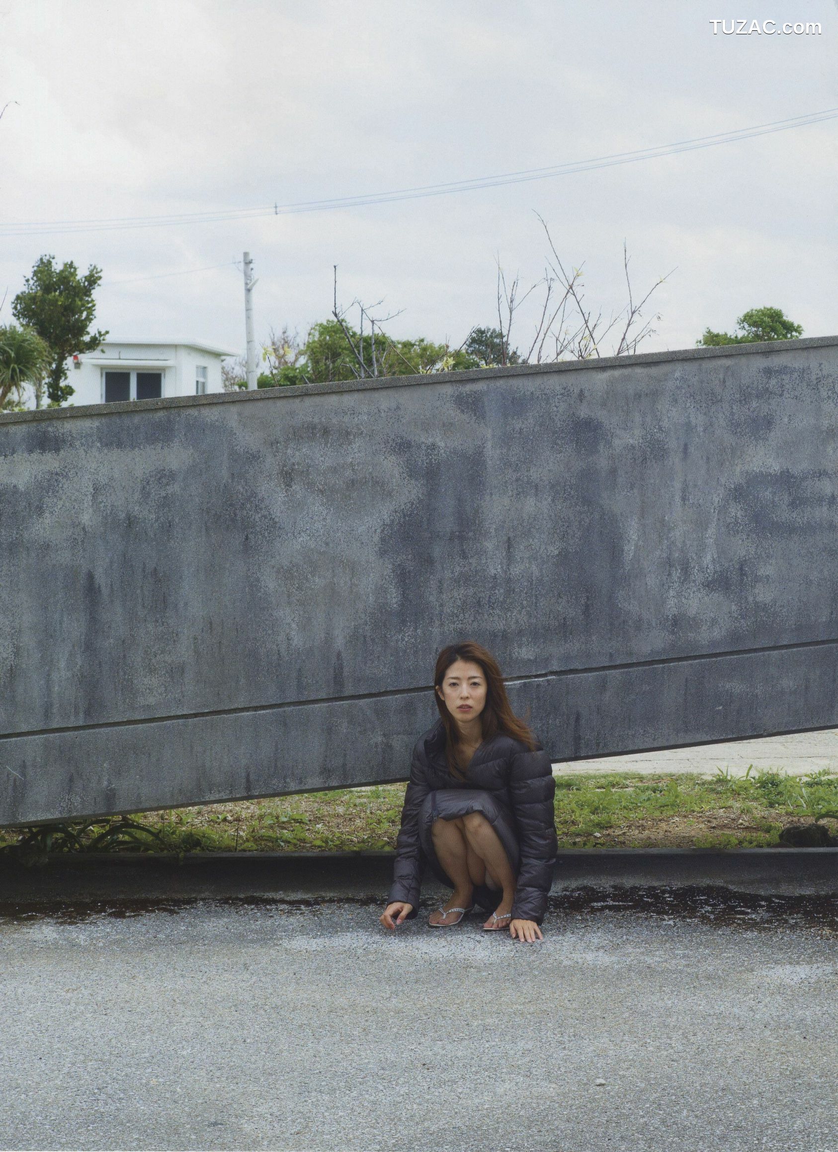 PB写真集_中村愛美 《Lyin&amp;#039; Eyes》 写真集[98P]