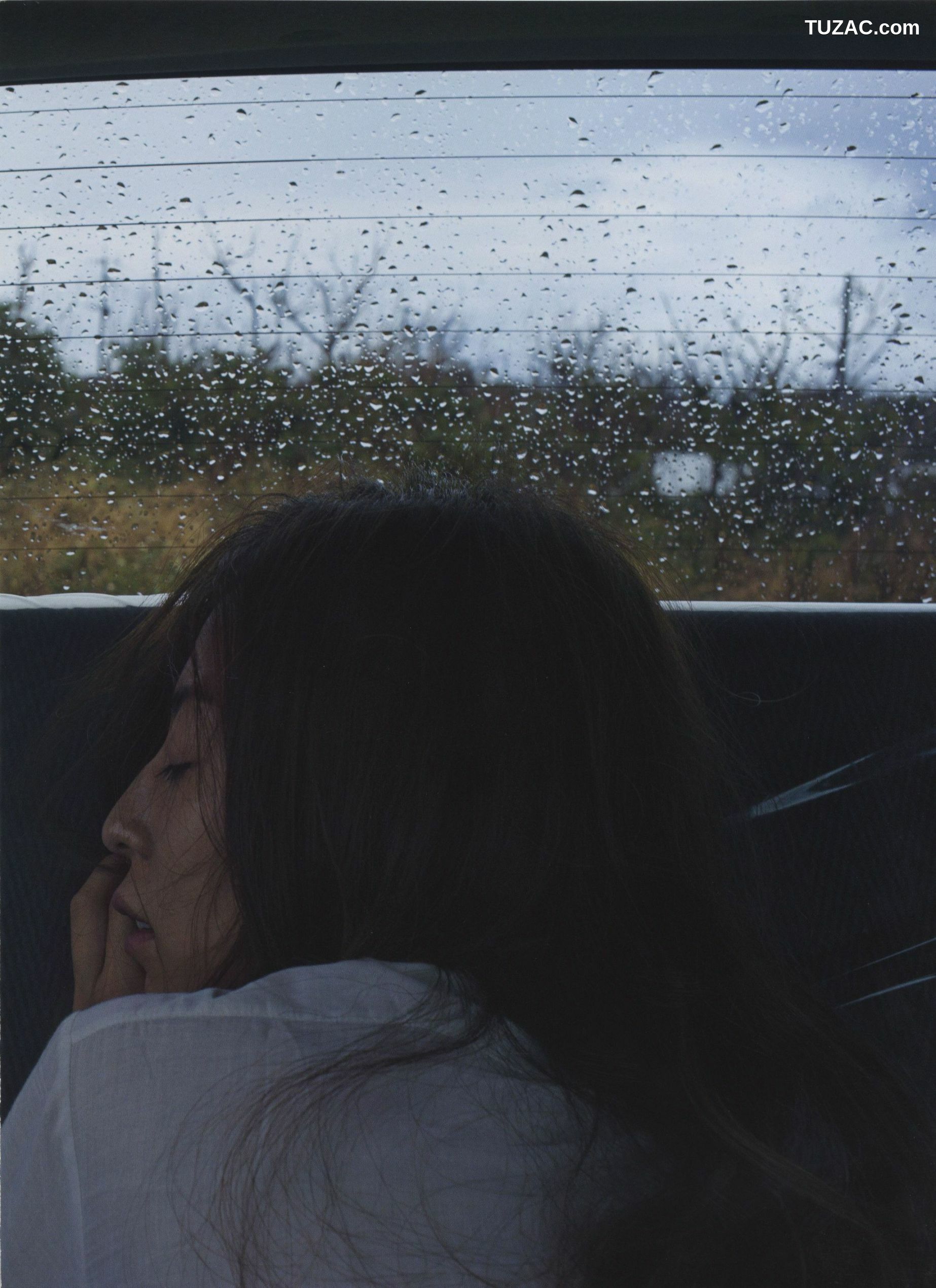 PB写真集_中村愛美 《Lyin&amp;#039; Eyes》 写真集[98P]