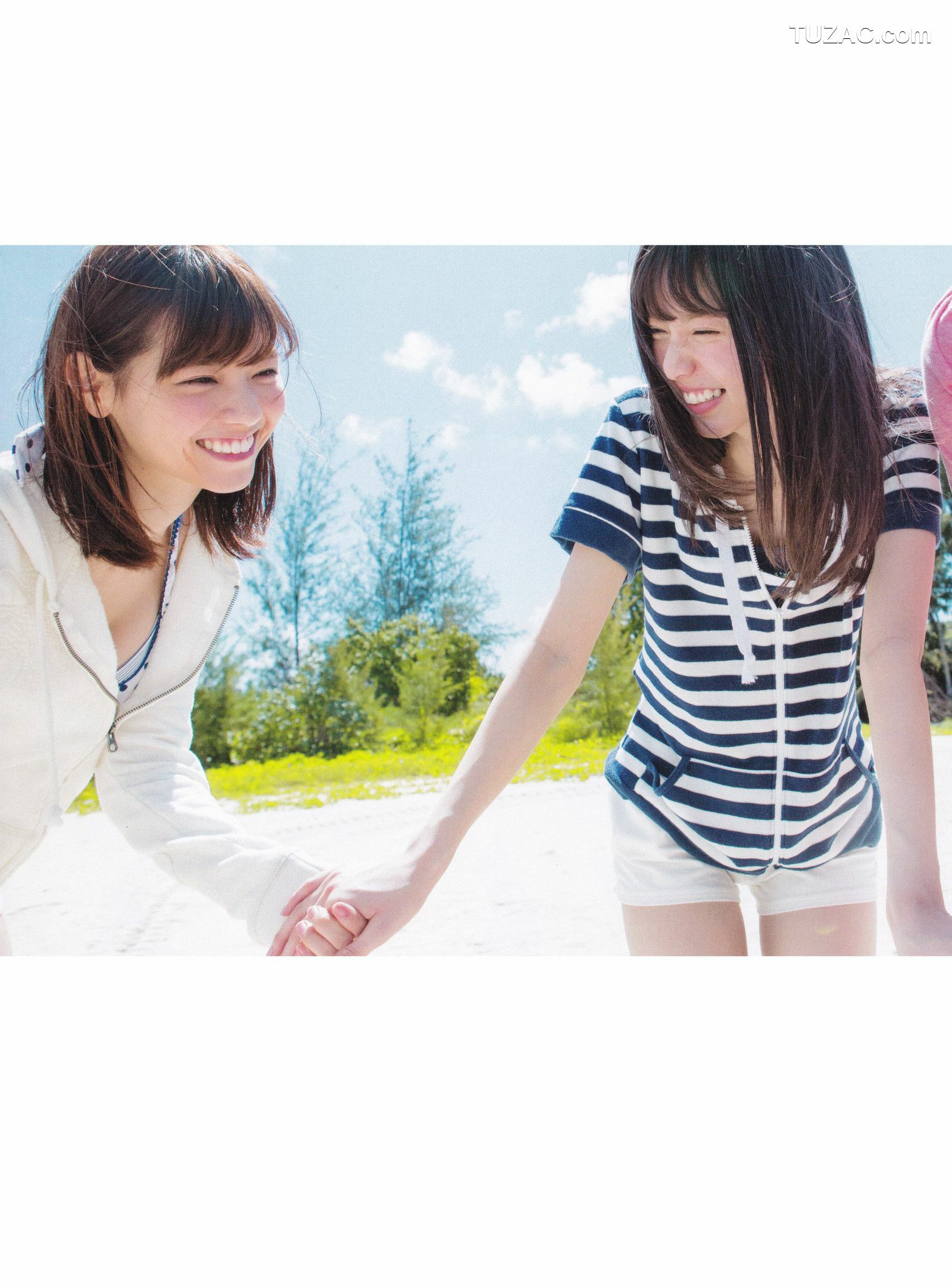 PB写真集_乃木坂46 《1時間遅れのI love you》 [119P]