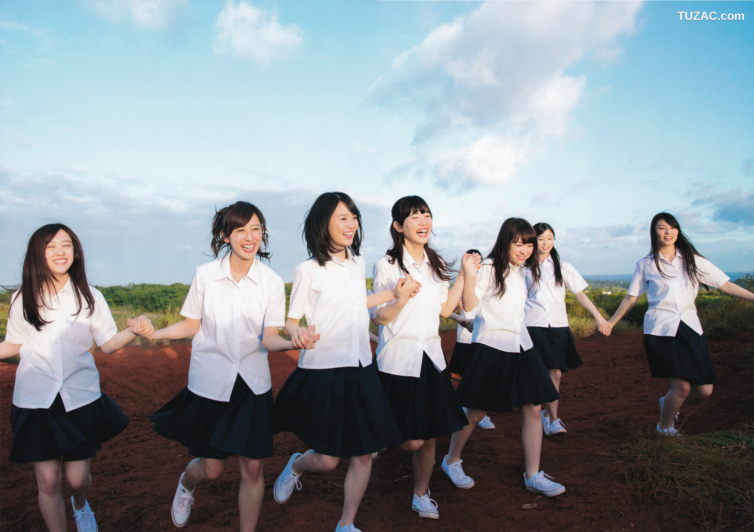 PB写真集_乃木坂46《极品正统清纯少女组合》 写真集[118P]