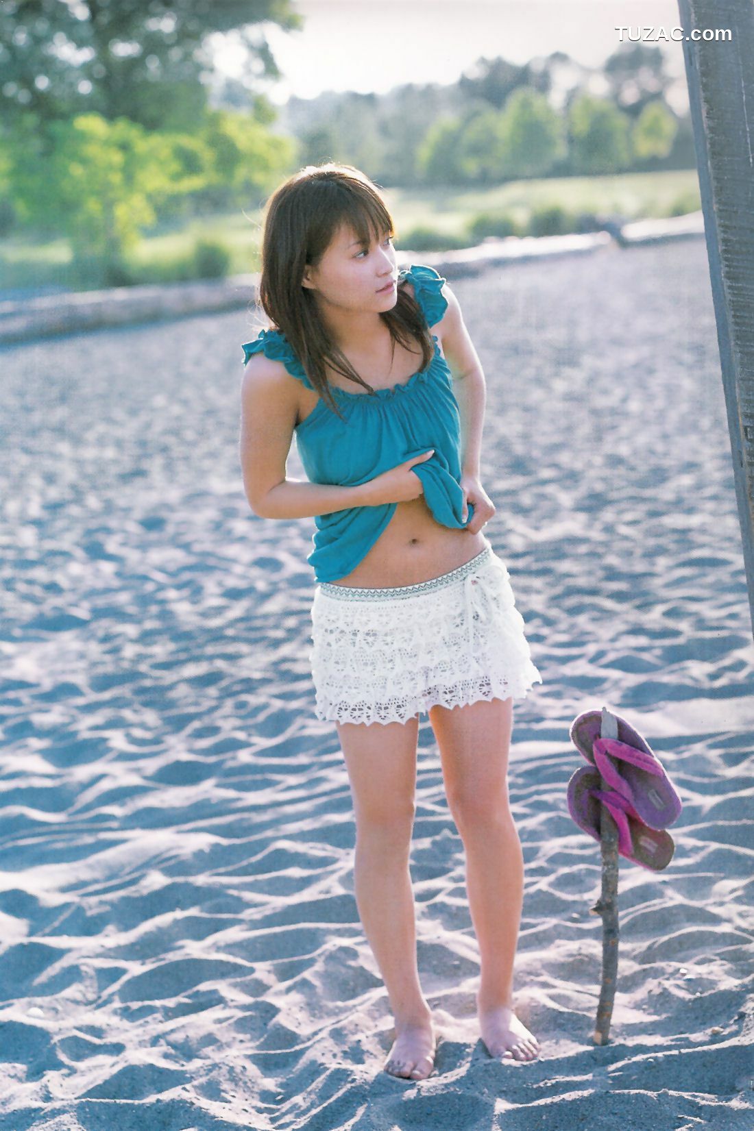 PB写真集_亀井絵里 《ERI》 写真集[134P]