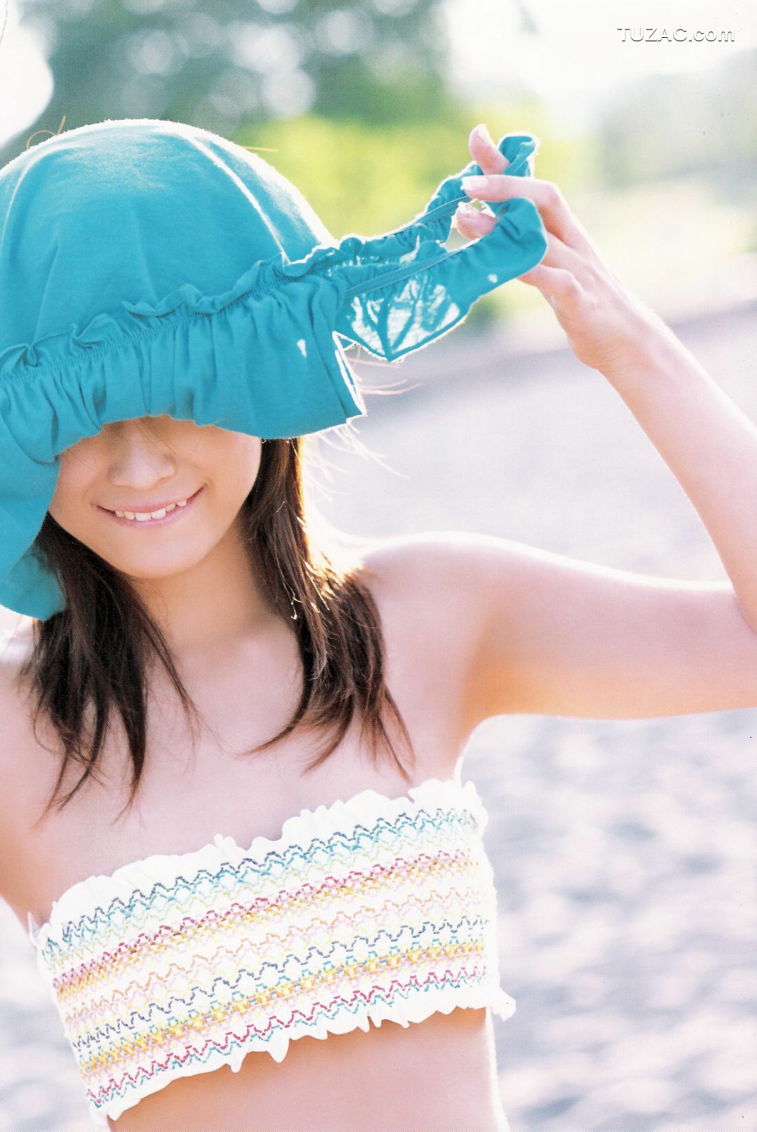 PB写真集_亀井絵里 《ERI》 写真集[134P]