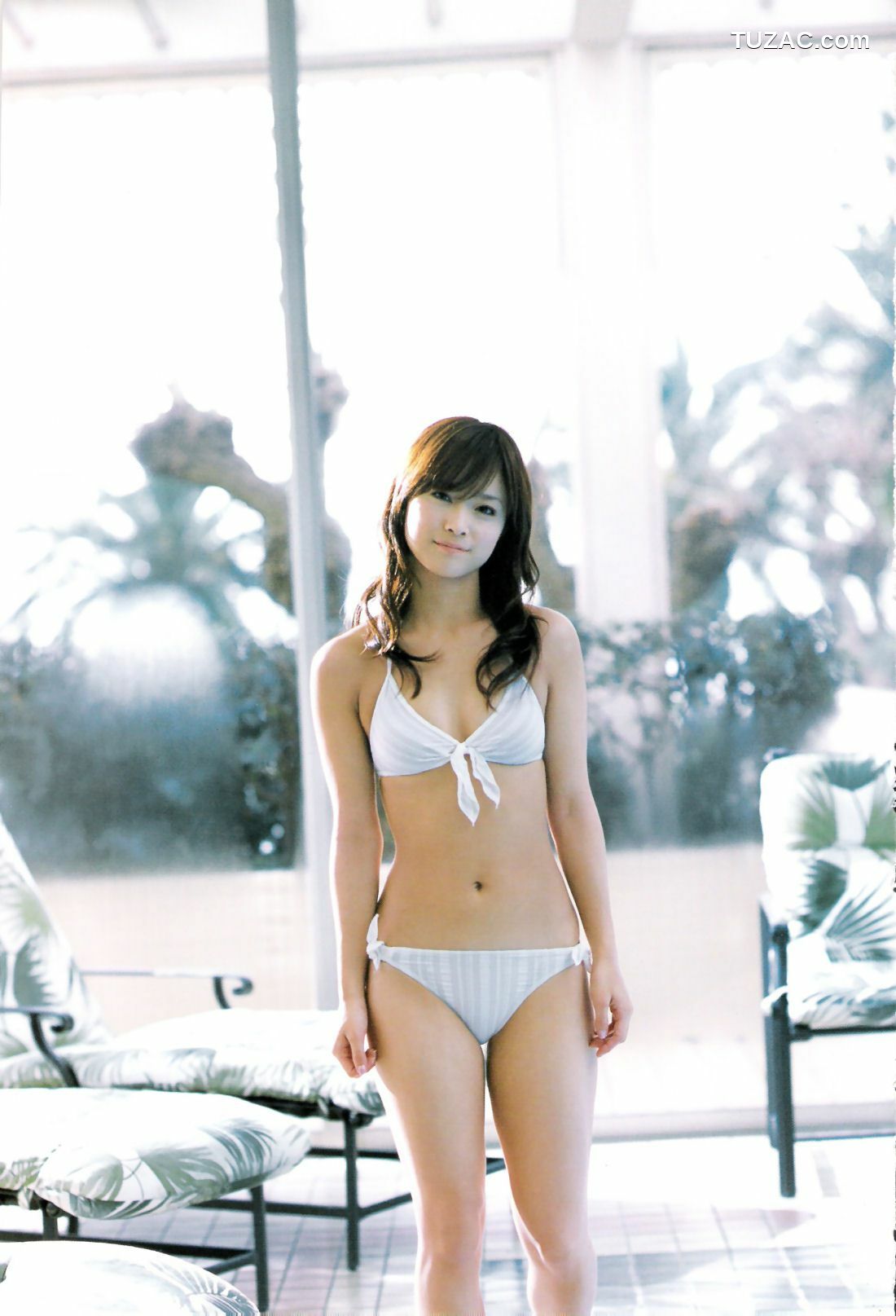 PB写真集_亀井絵里 《ERI》 写真集[134P]