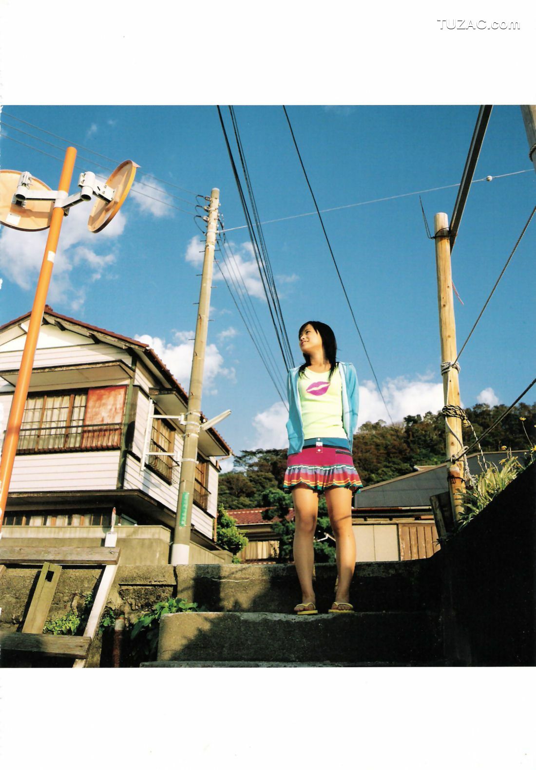 PB写真集_亀井絵里 《ERI》 写真集[134P]