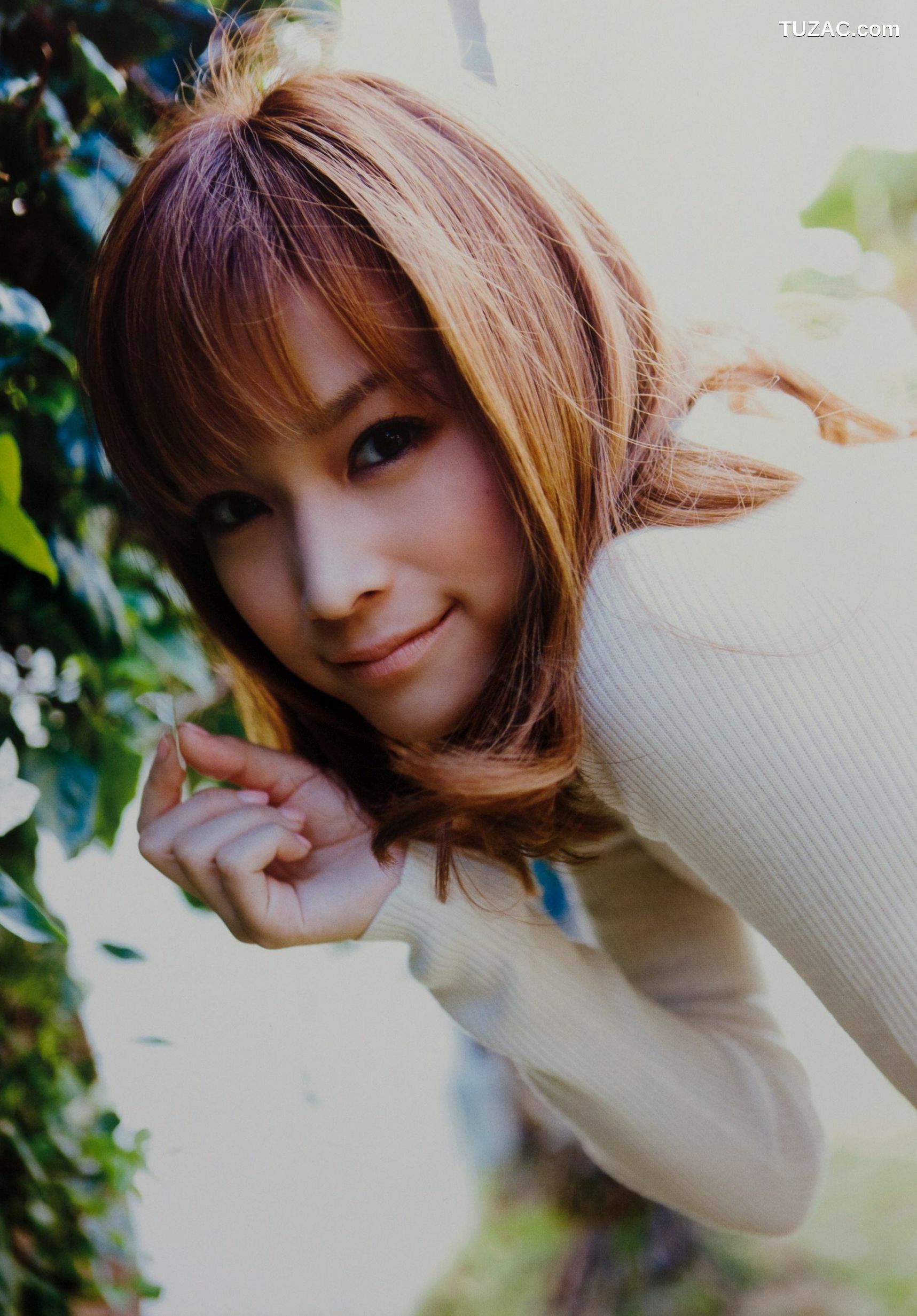 PB写真集_亀井絵里 《sweet》 写真集 [70P]