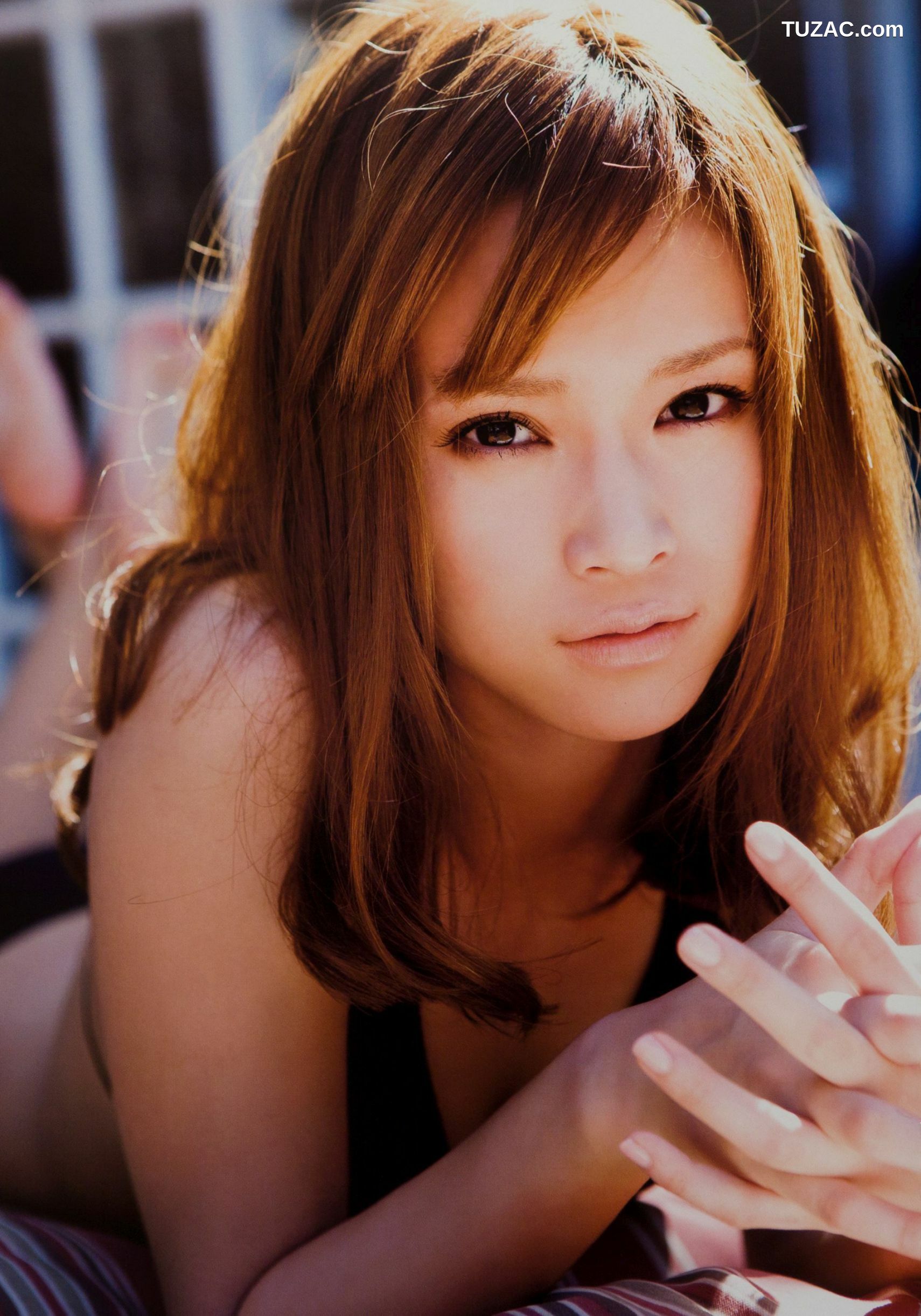 PB写真集_亀井絵里 《sweet》 写真集 [70P]