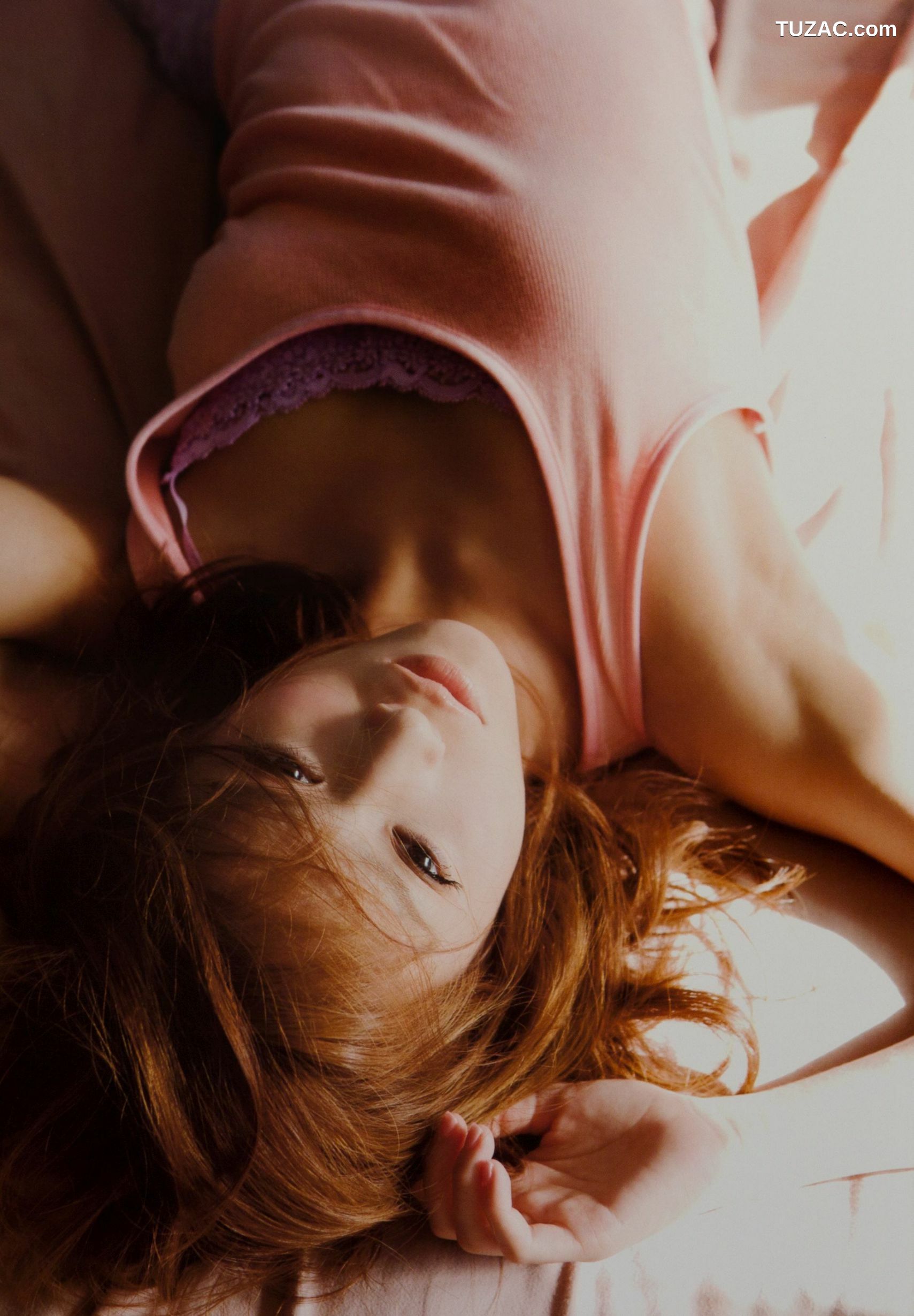 PB写真集_亀井絵里 《sweet》 写真集 [70P]