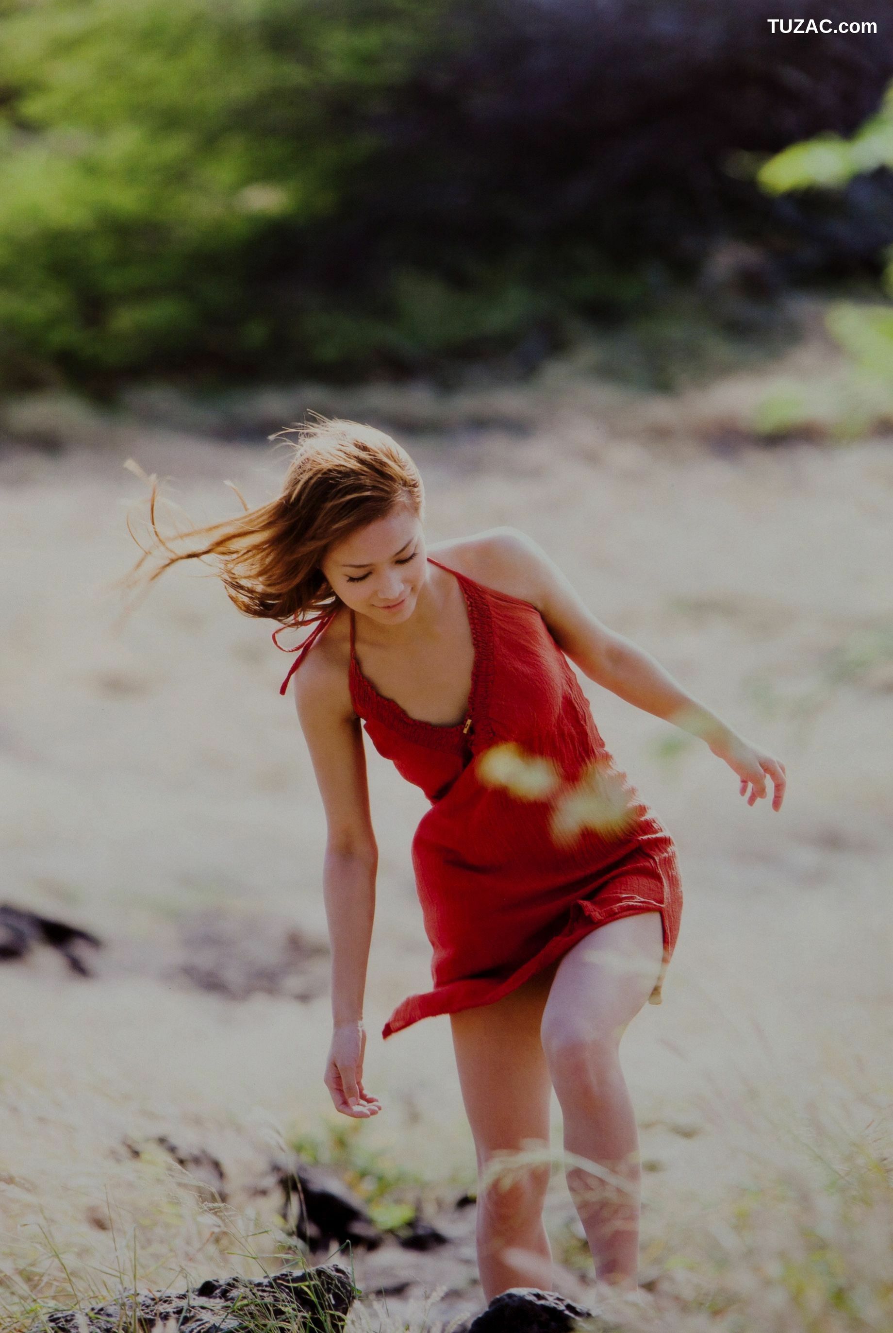 PB写真集_亀井絵里 《sweet》 写真集 [70P]