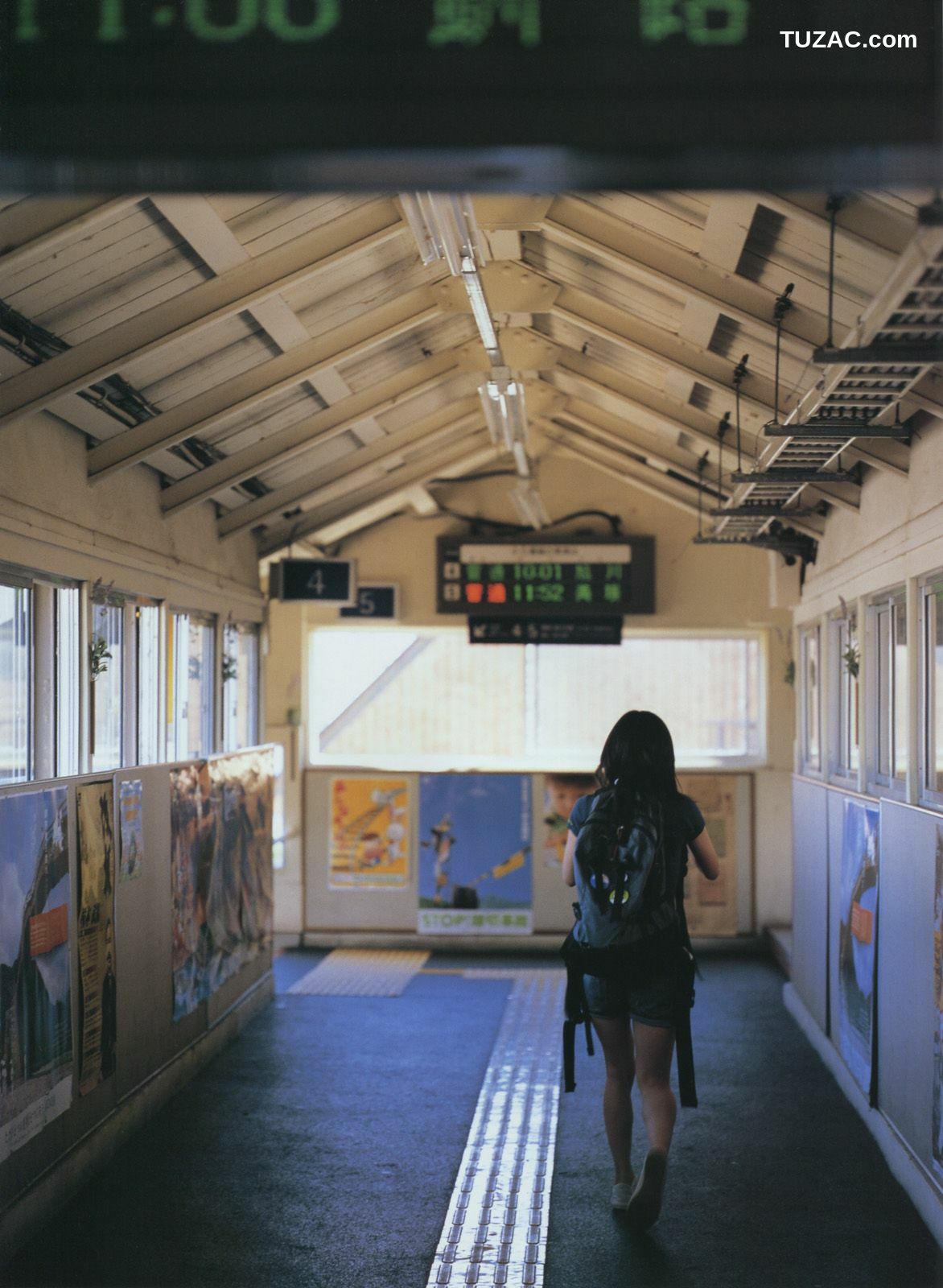 PB写真集_倉科カナ/仓科加奈 《Sunny Flower》 写真集[112P]