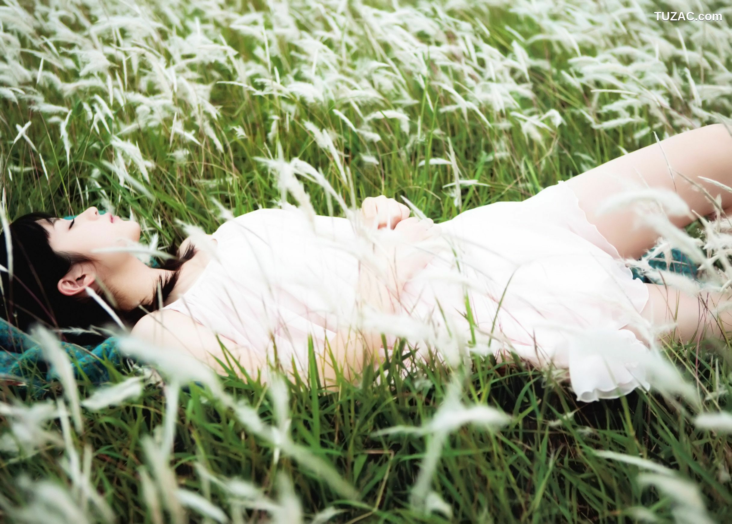 PB写真集_前田憂佳《See You-karin》 [74P]