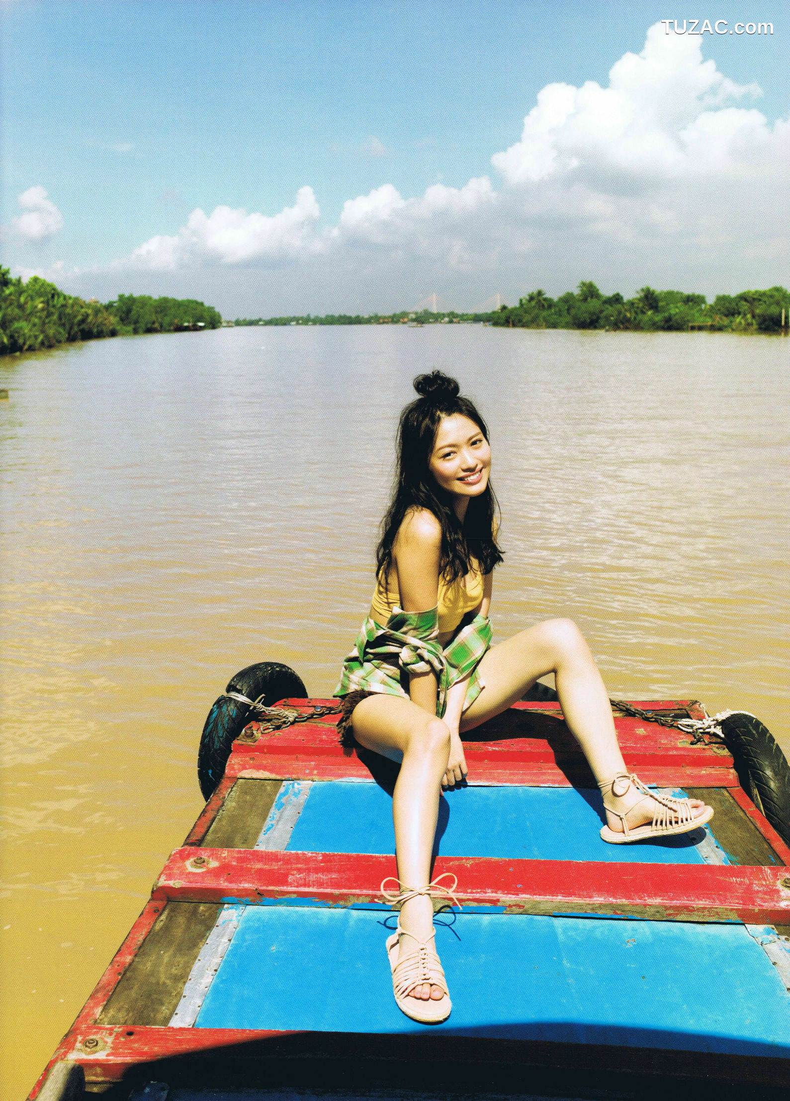 PB写真集_北原里英《そして》 写真集[99P]