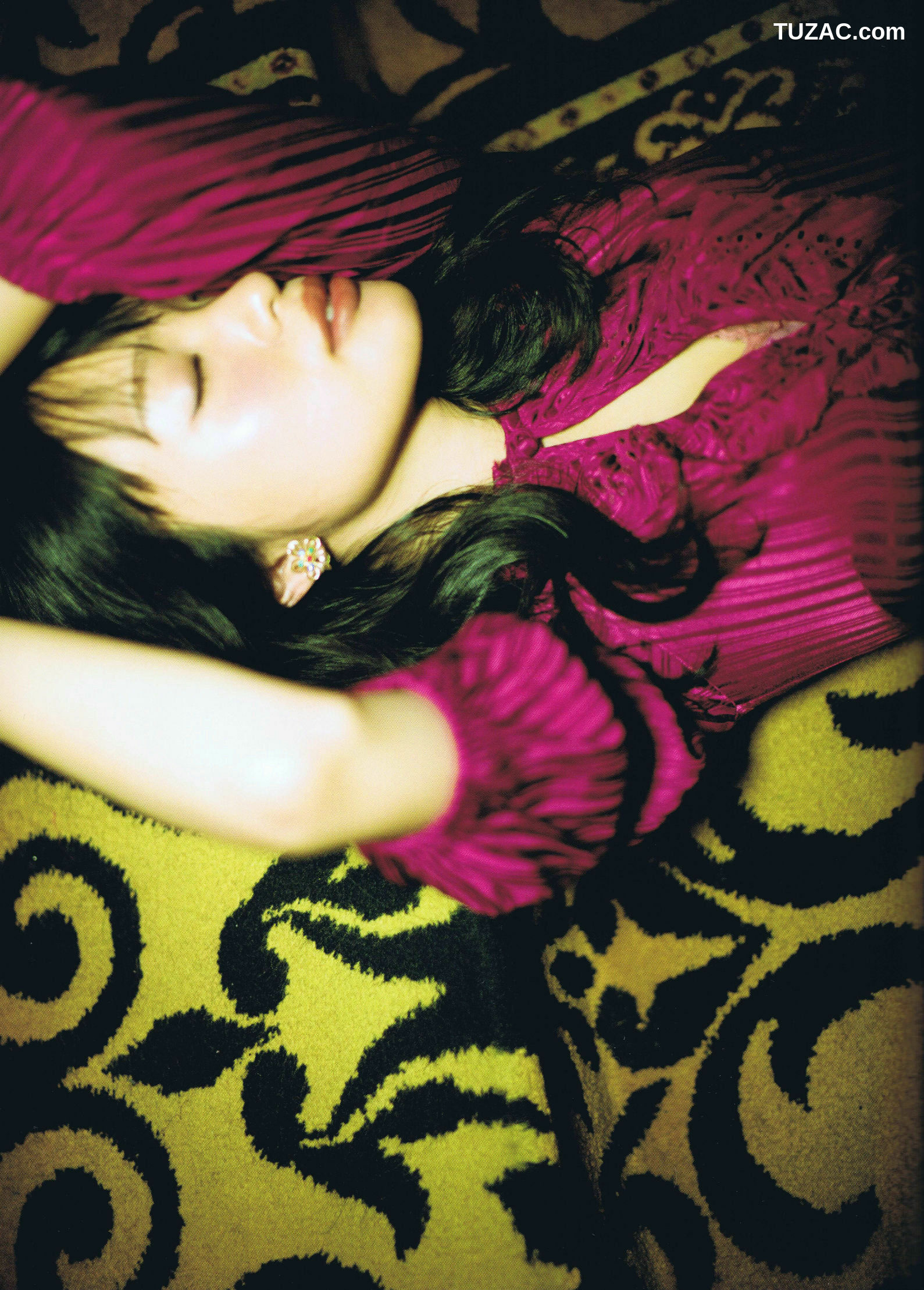 PB写真集_北原里英《そして》 写真集[99P]