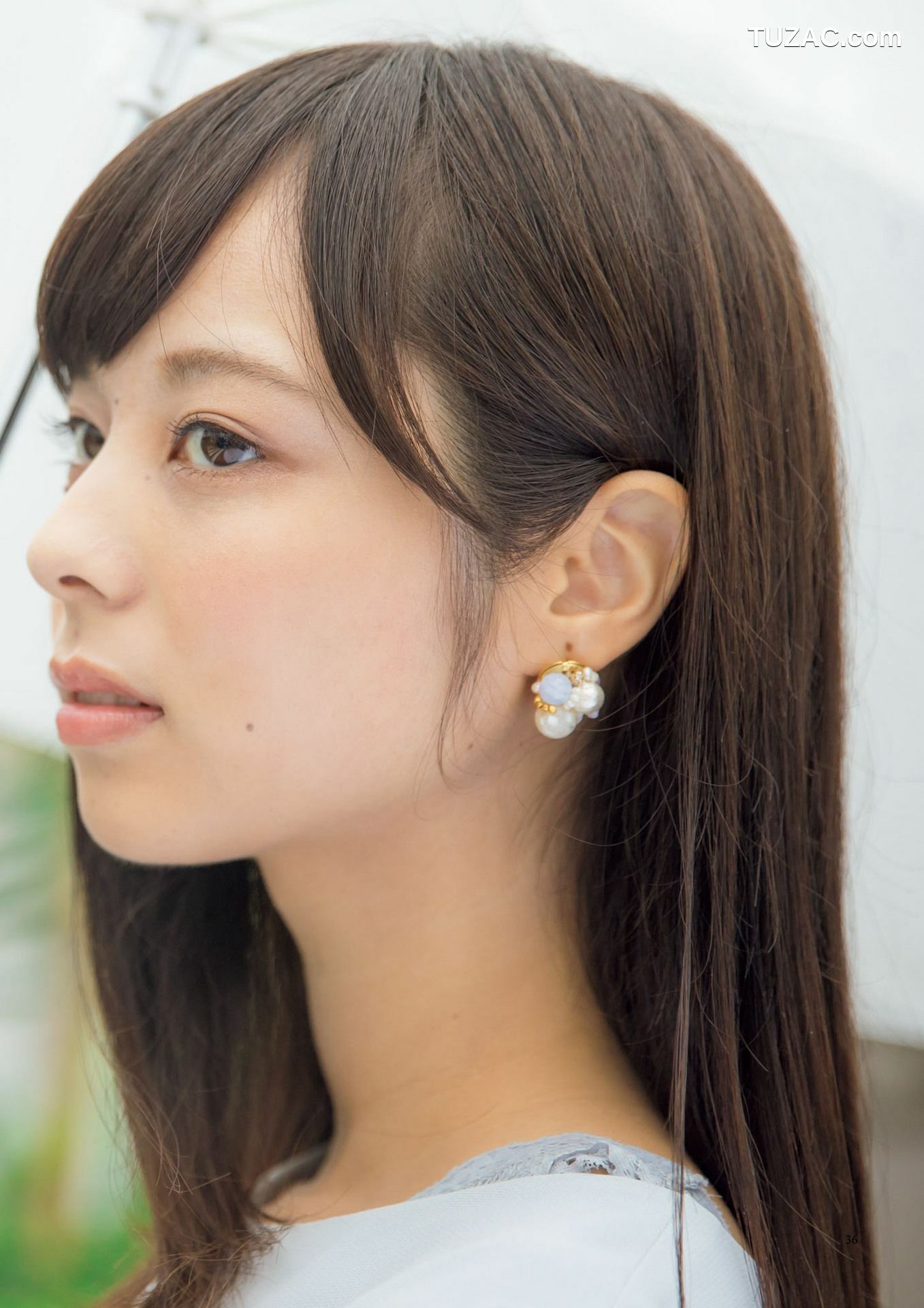 PB写真集_原色美人キャスター大図鑑2017《Cent Force Dprout &amp;amp; Kansai Fresh File》 写真集[75P]