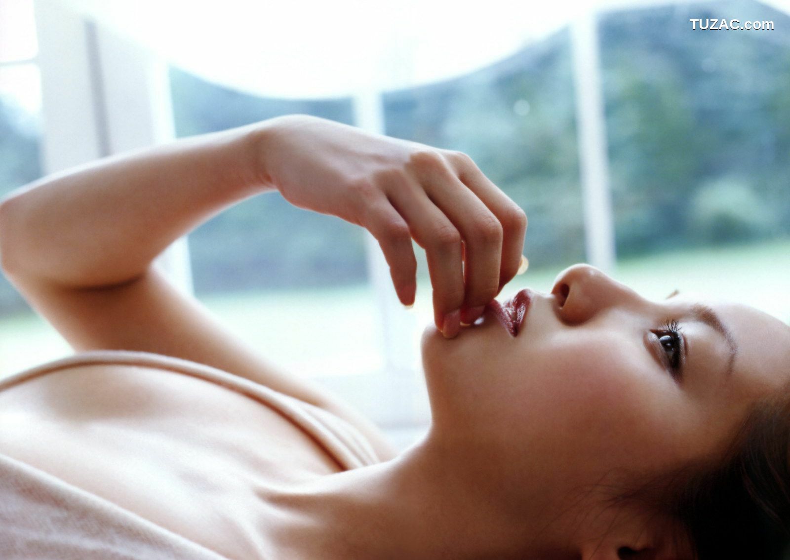 PB写真集_周防玲子《Chamomile》 [68P]