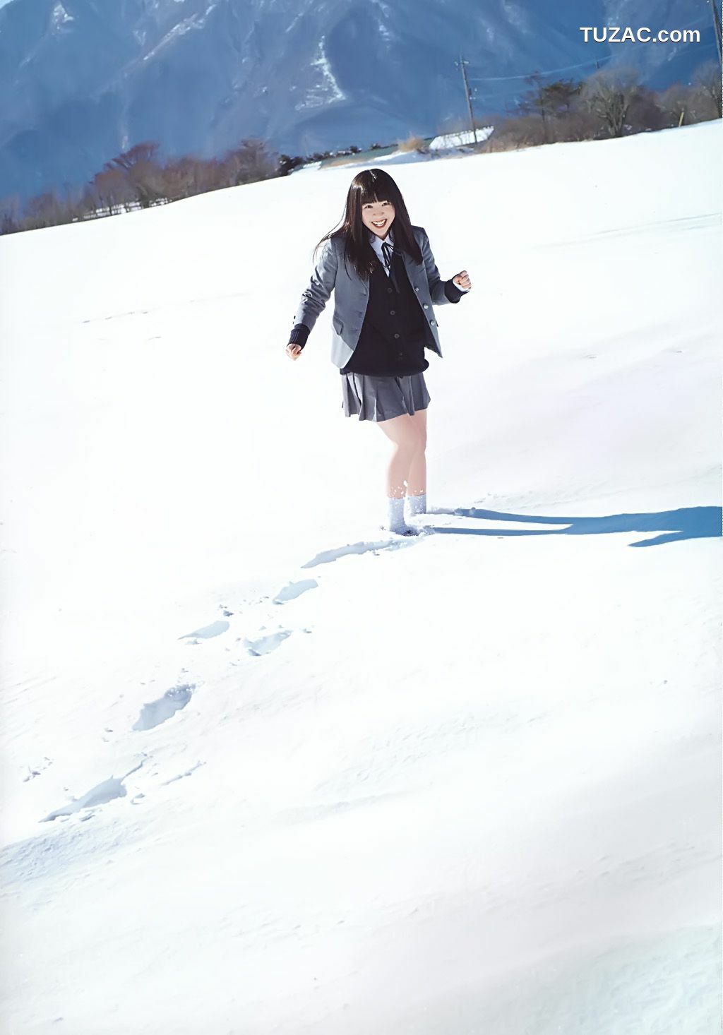 PB写真集_大和田南那、渡辺みり愛 《Graduation-中学卒業》 [36P]