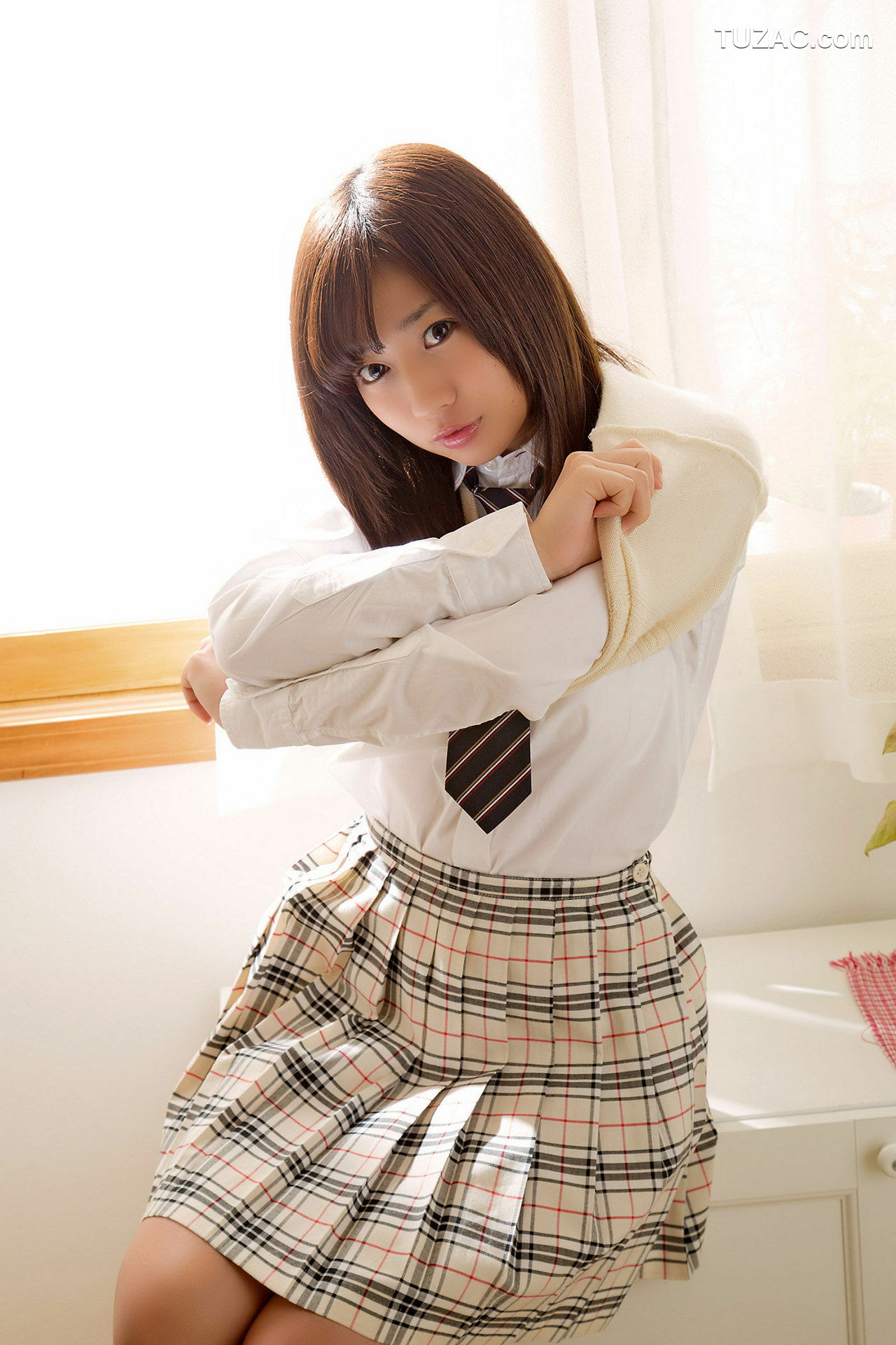 PB写真集_大貫彩香《正真正銘 超絶美少女JK 大貫彩香 必撮！まるごと☆ 》 写真集[59P]