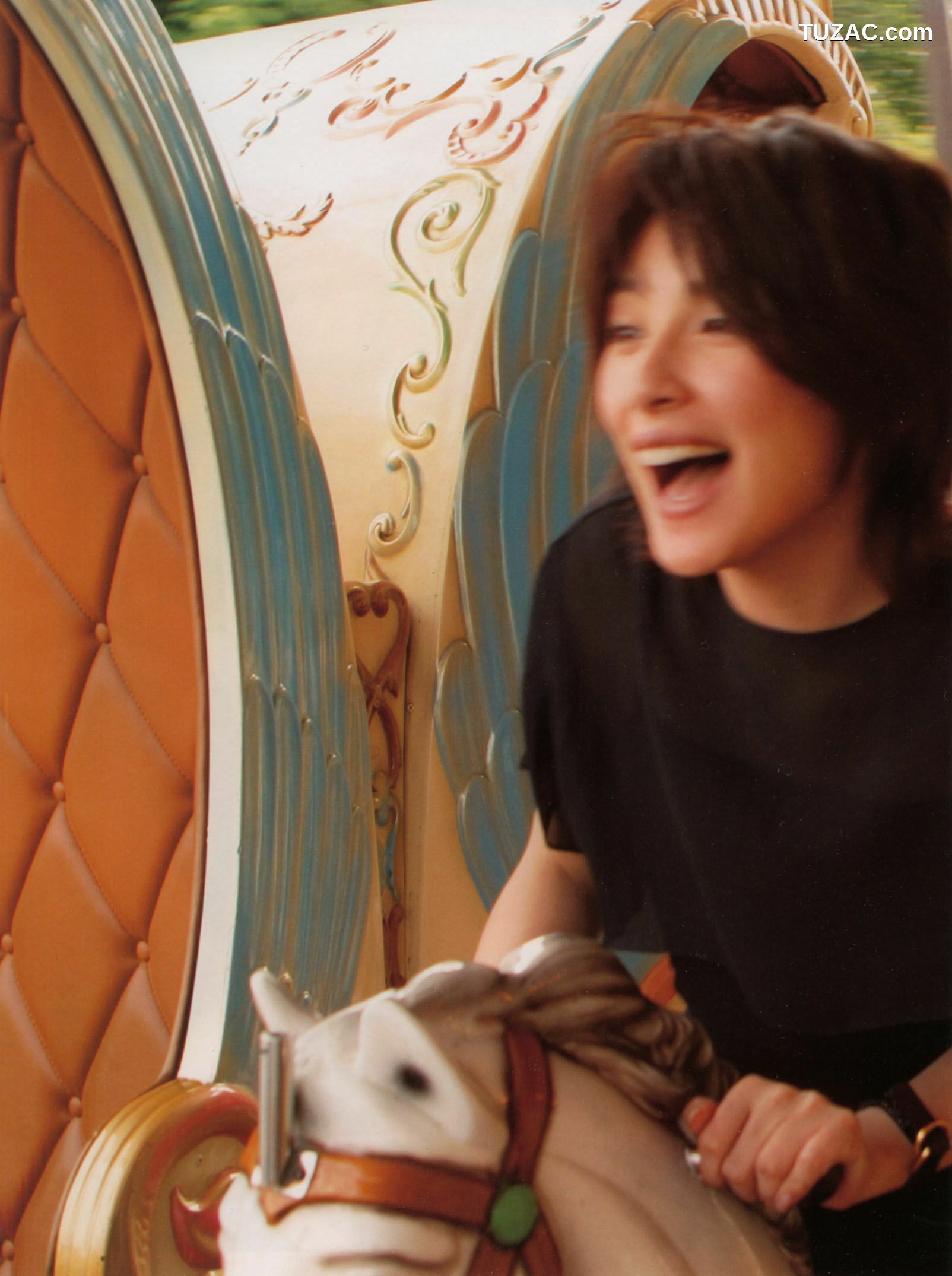 PB写真集_奥菜恵《The Okina 3／3 in Paris》 [85P]