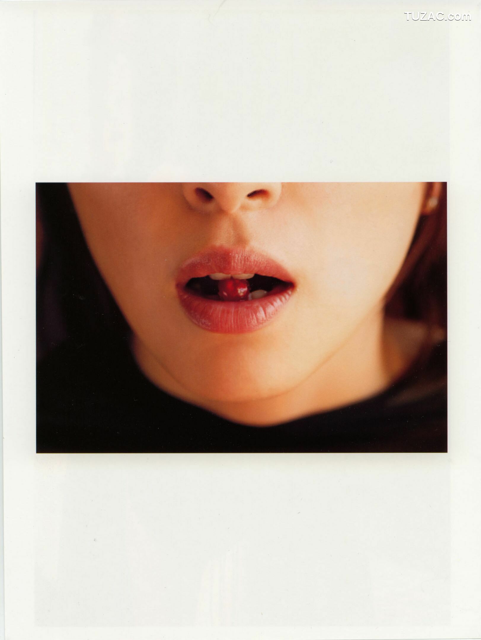 PB写真集_奥菜恵《The Okina 3／3 in Paris》 [85P]