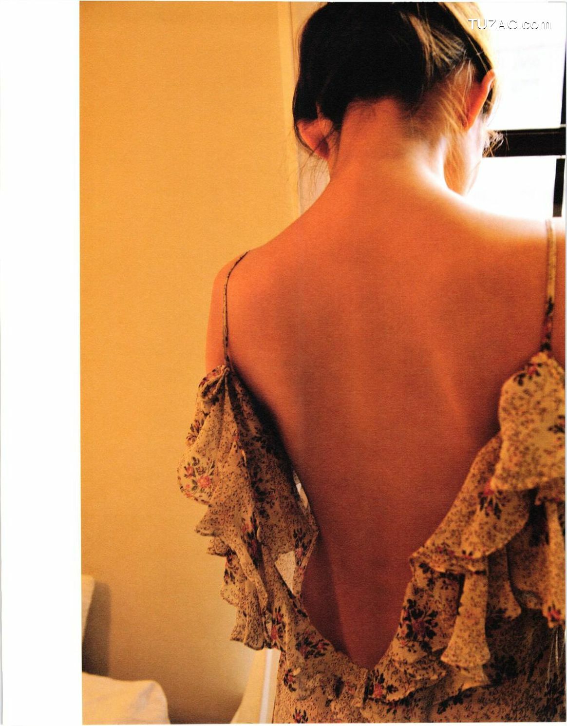 PB写真集_安倍夏美 《Subway》 写真集[84P]