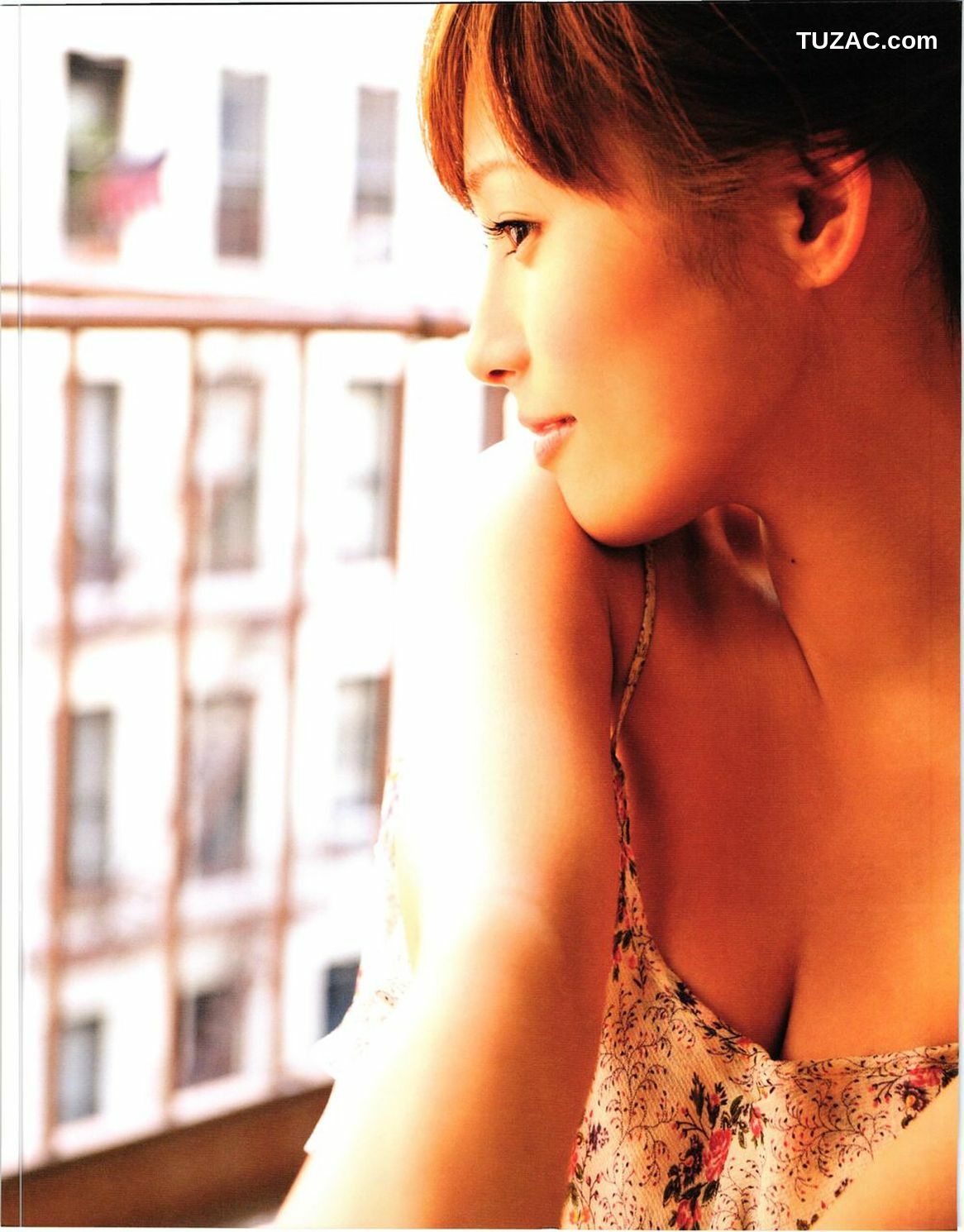 PB写真集_安倍夏美 《Subway》 写真集[84P]